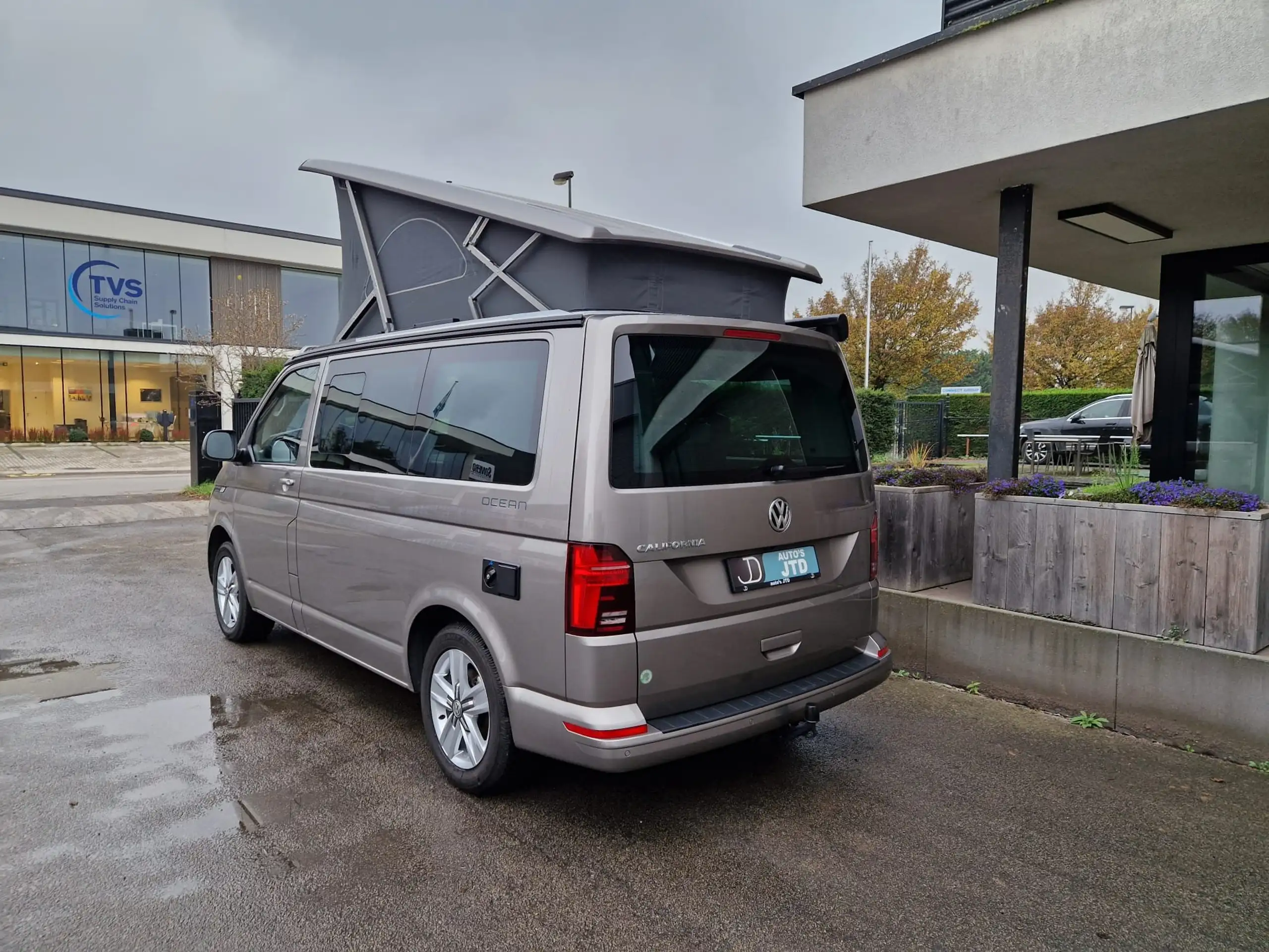 Volkswagen - T6.1 California