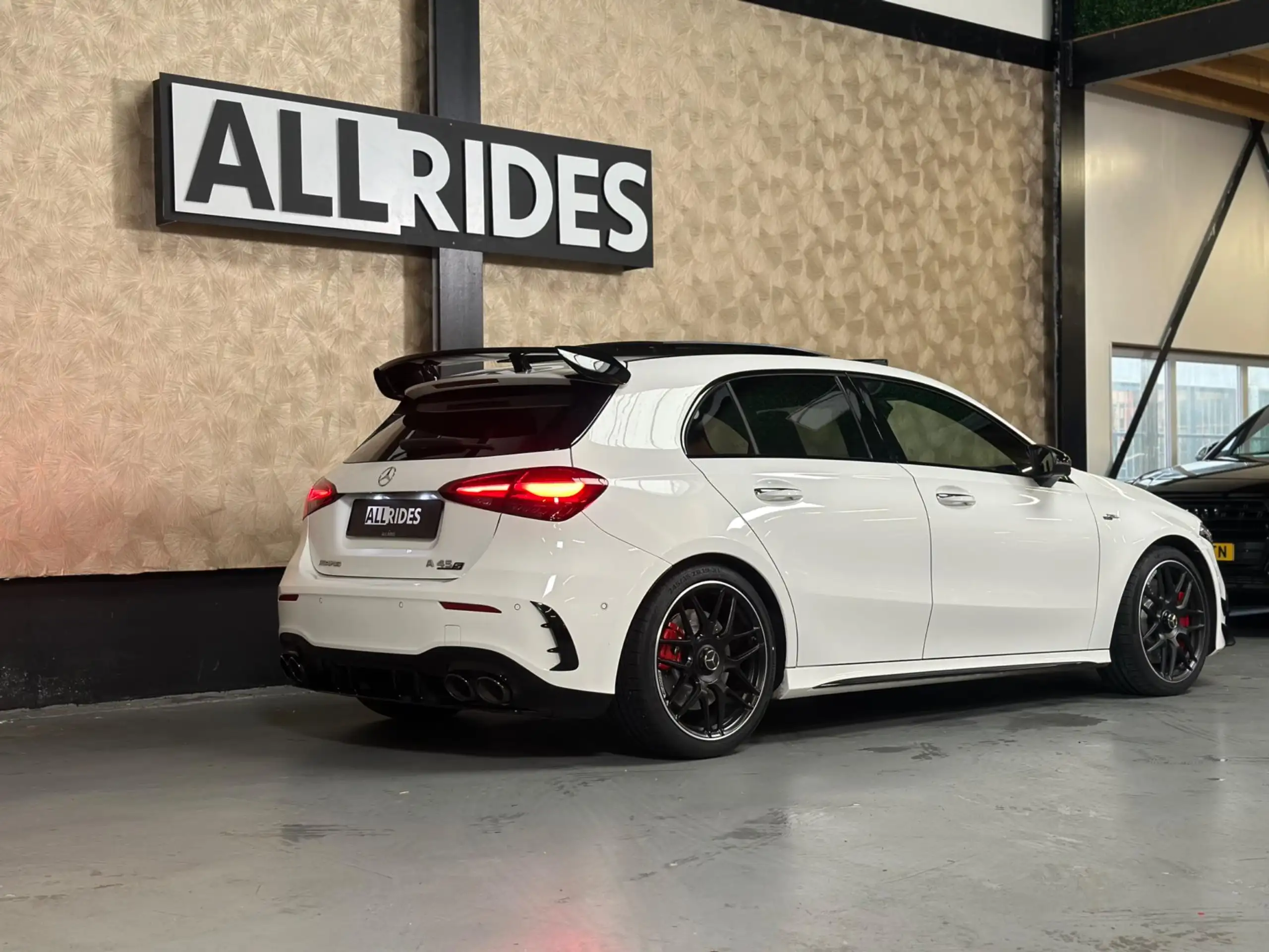 Mercedes-Benz - A 45 AMG