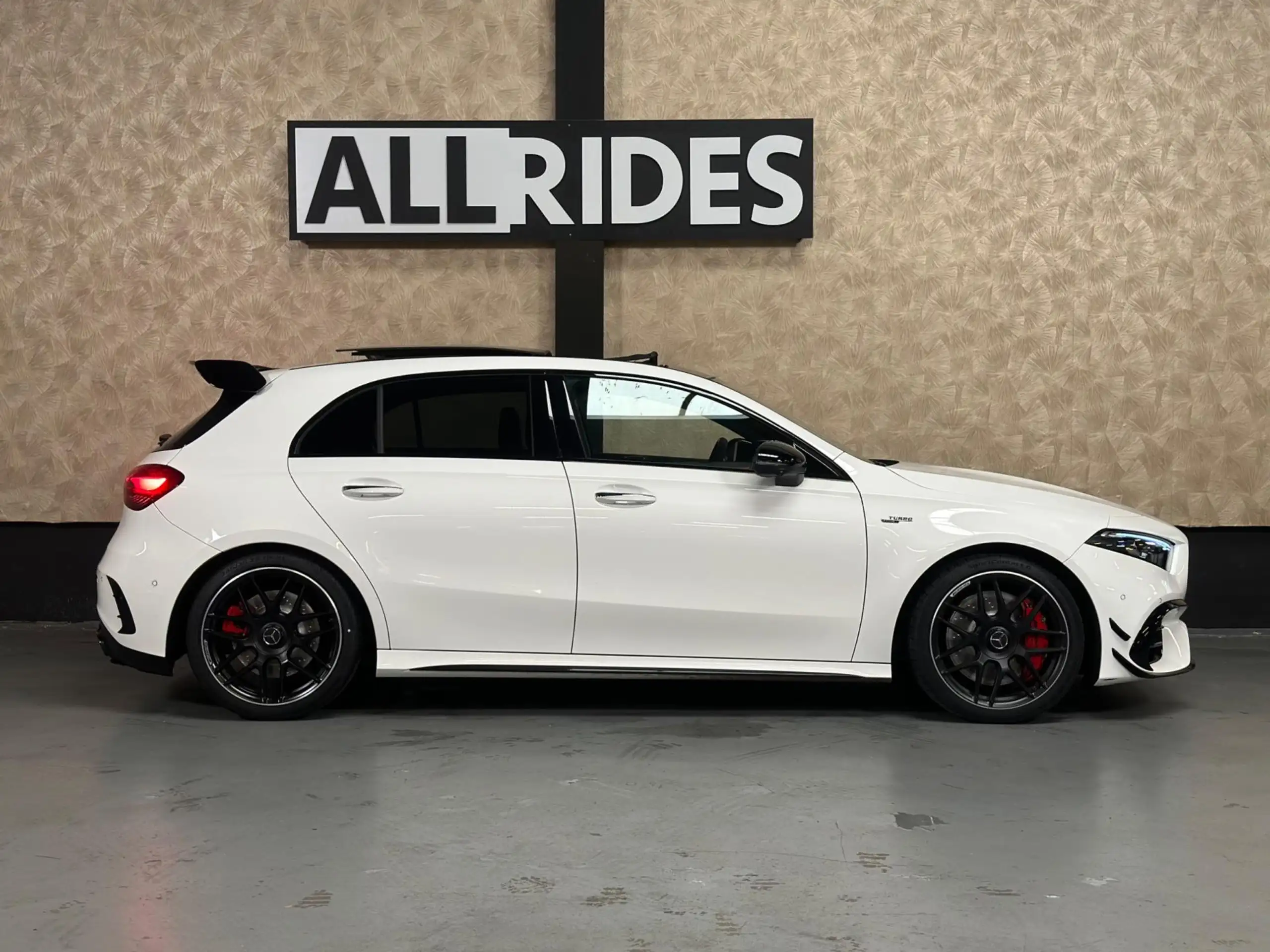 Mercedes-Benz - A 45 AMG