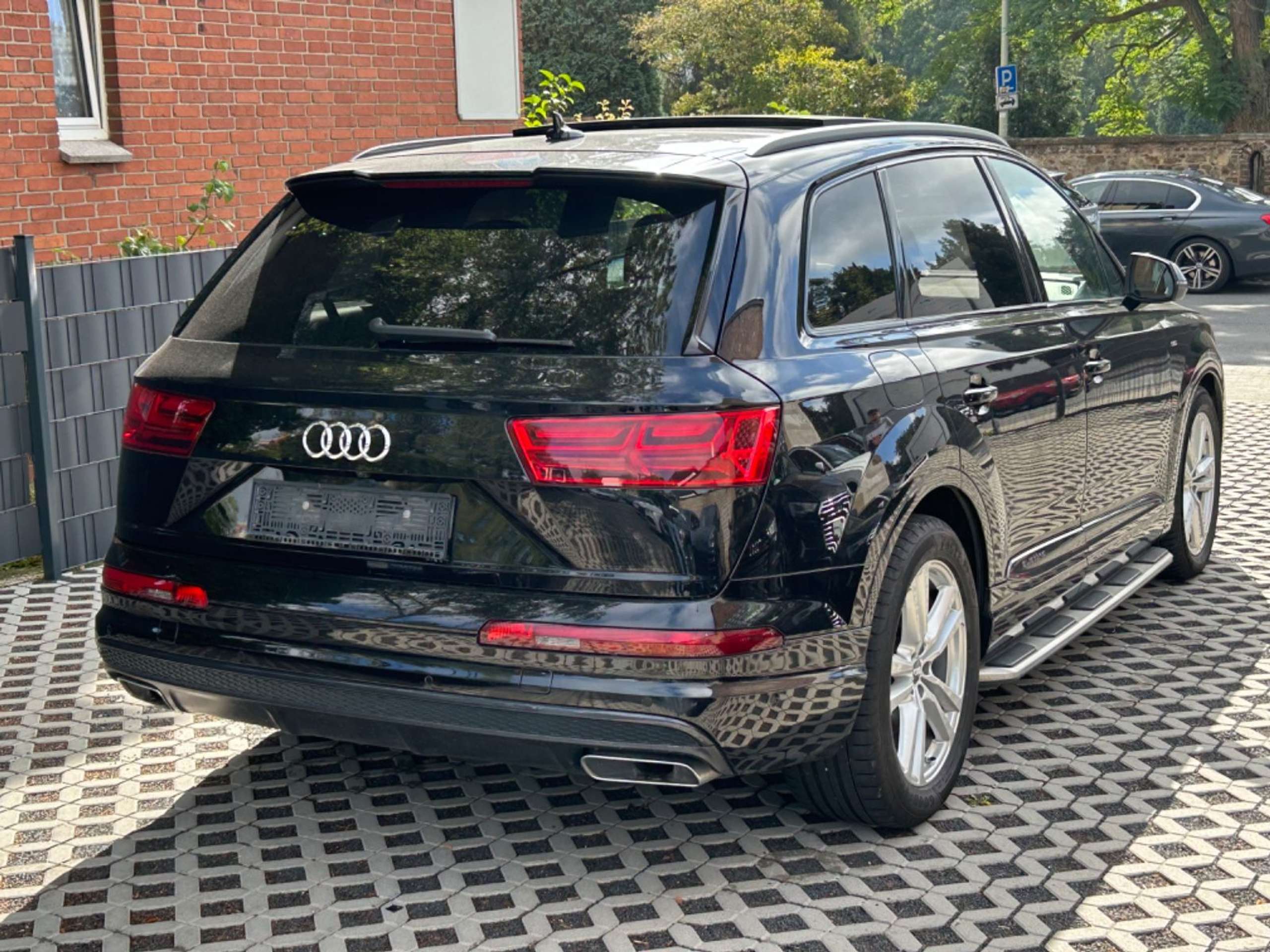 Audi - Q7