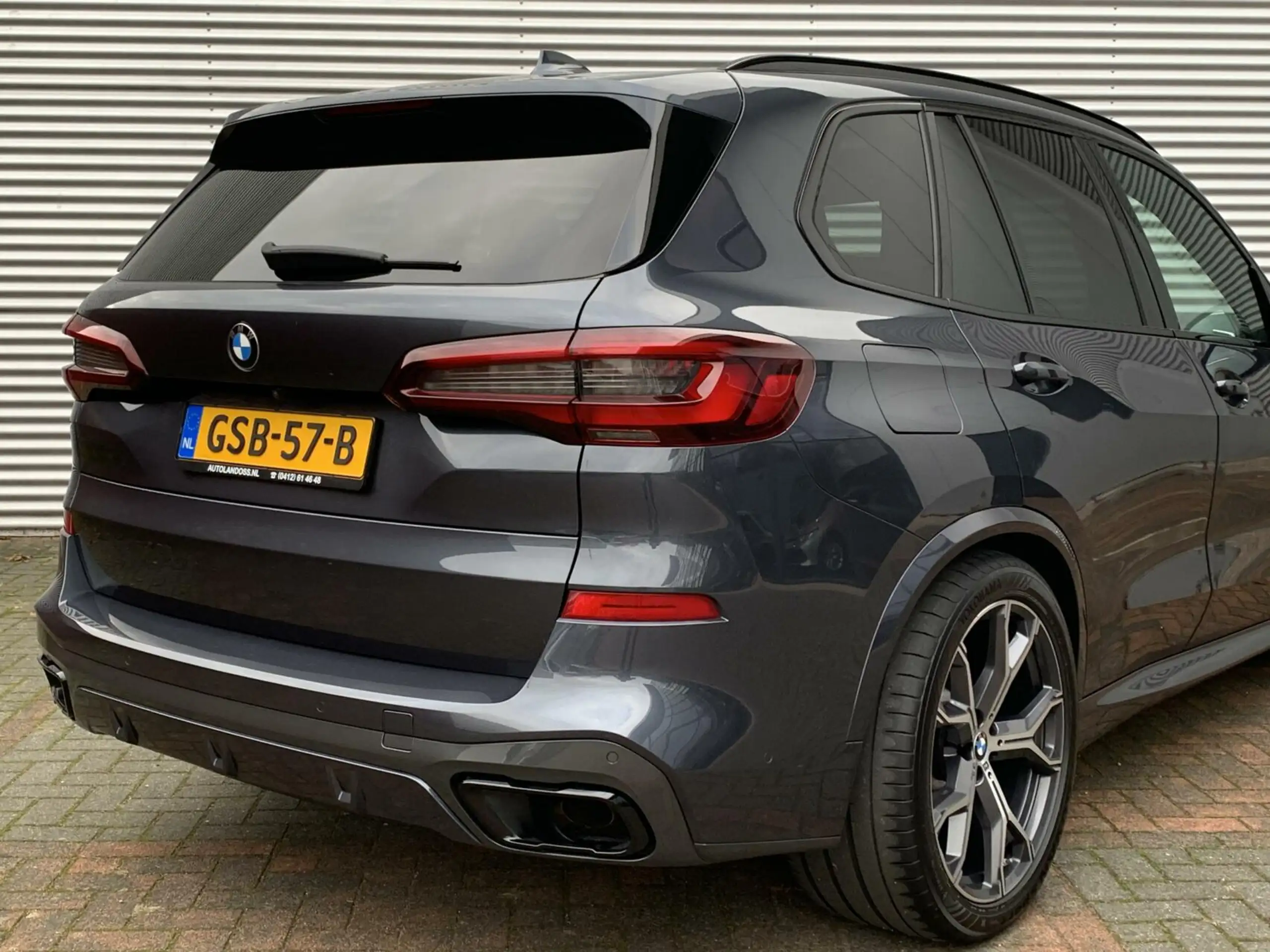 BMW - X5