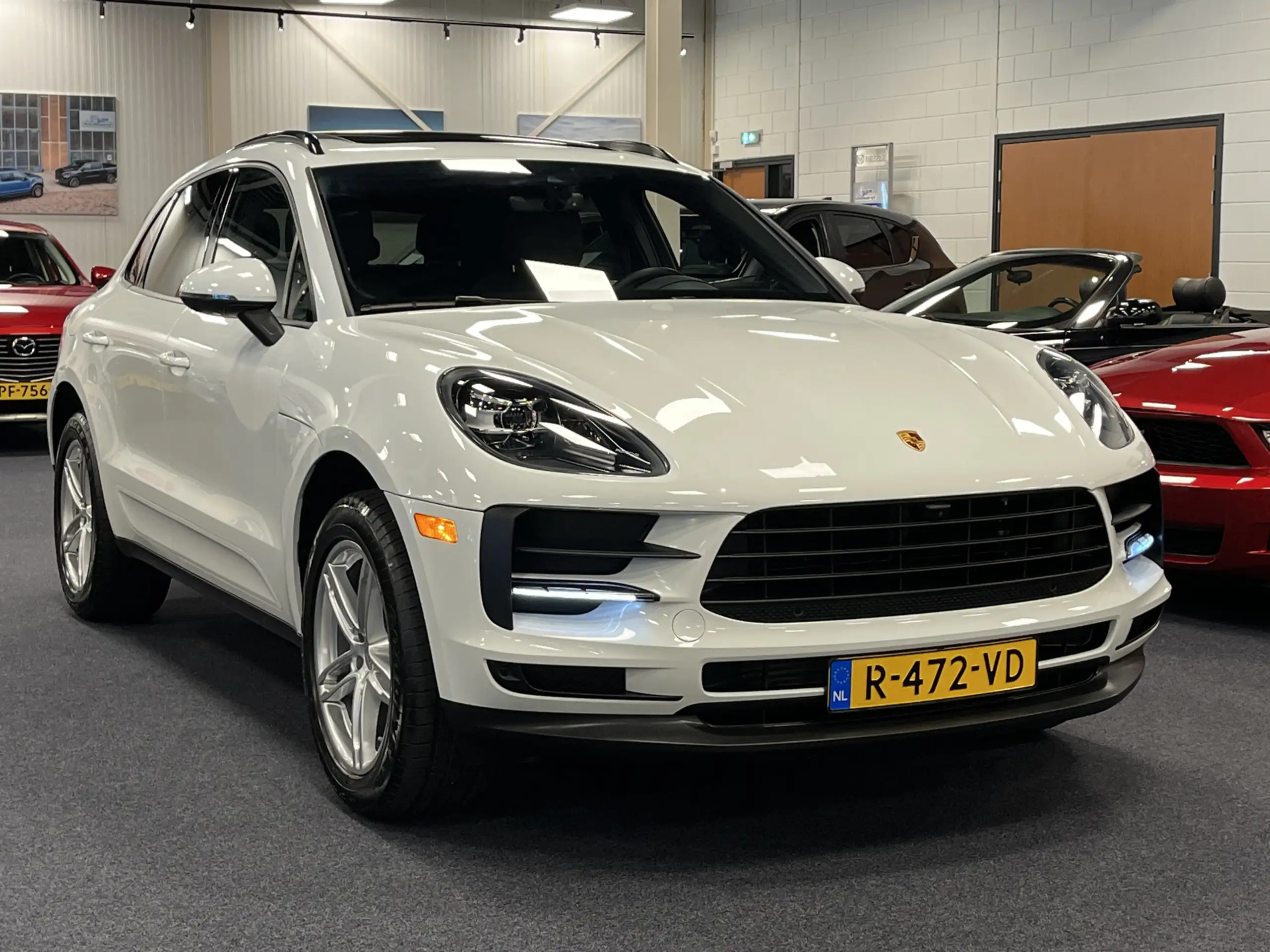 Porsche - Macan