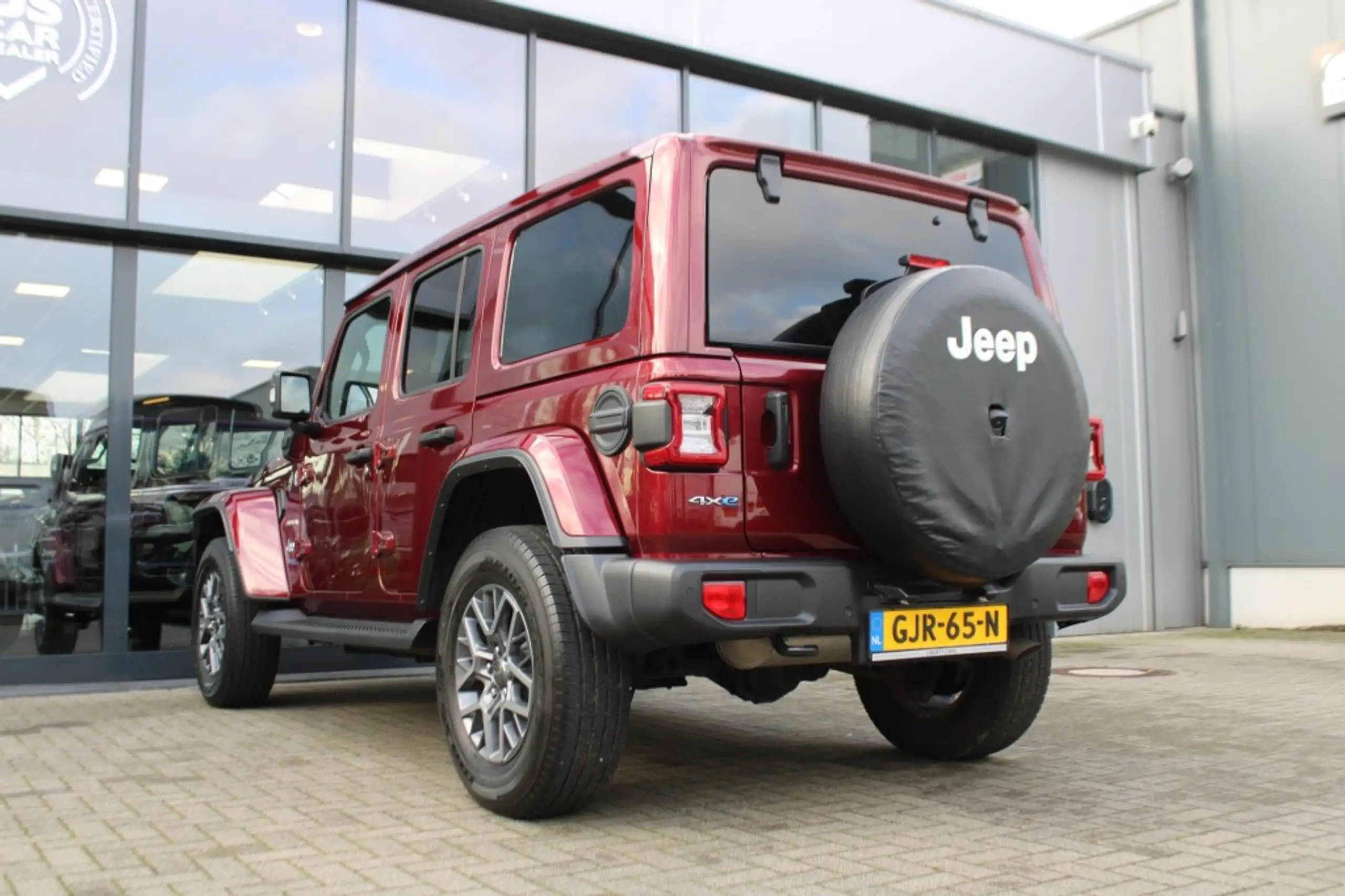 Jeep - Wrangler