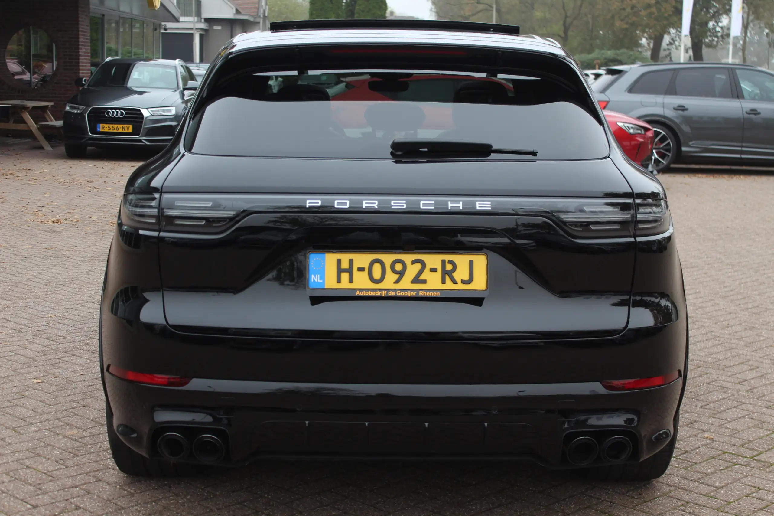 Porsche - Cayenne