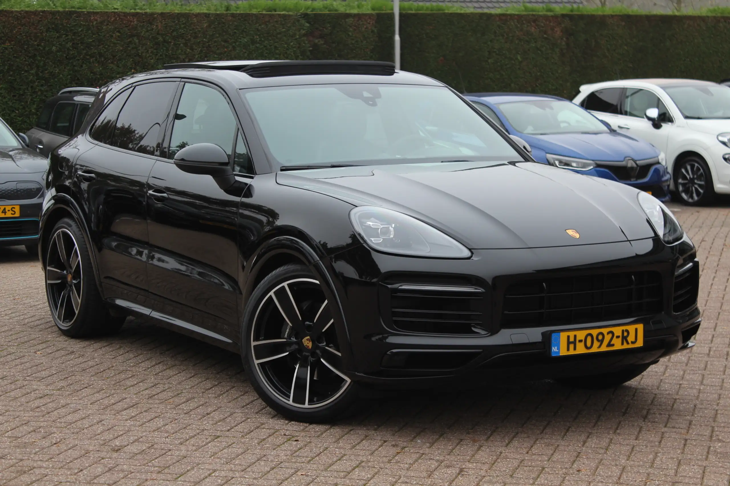 Porsche - Cayenne