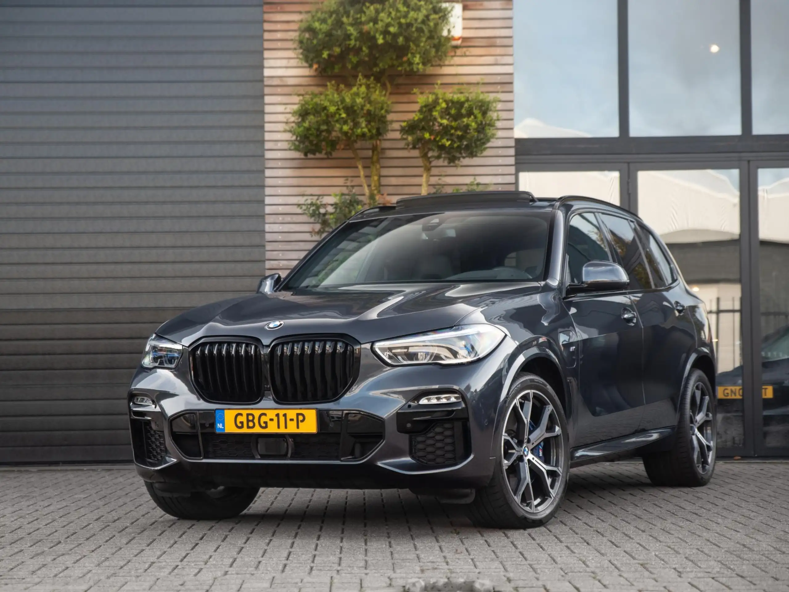 BMW - X5