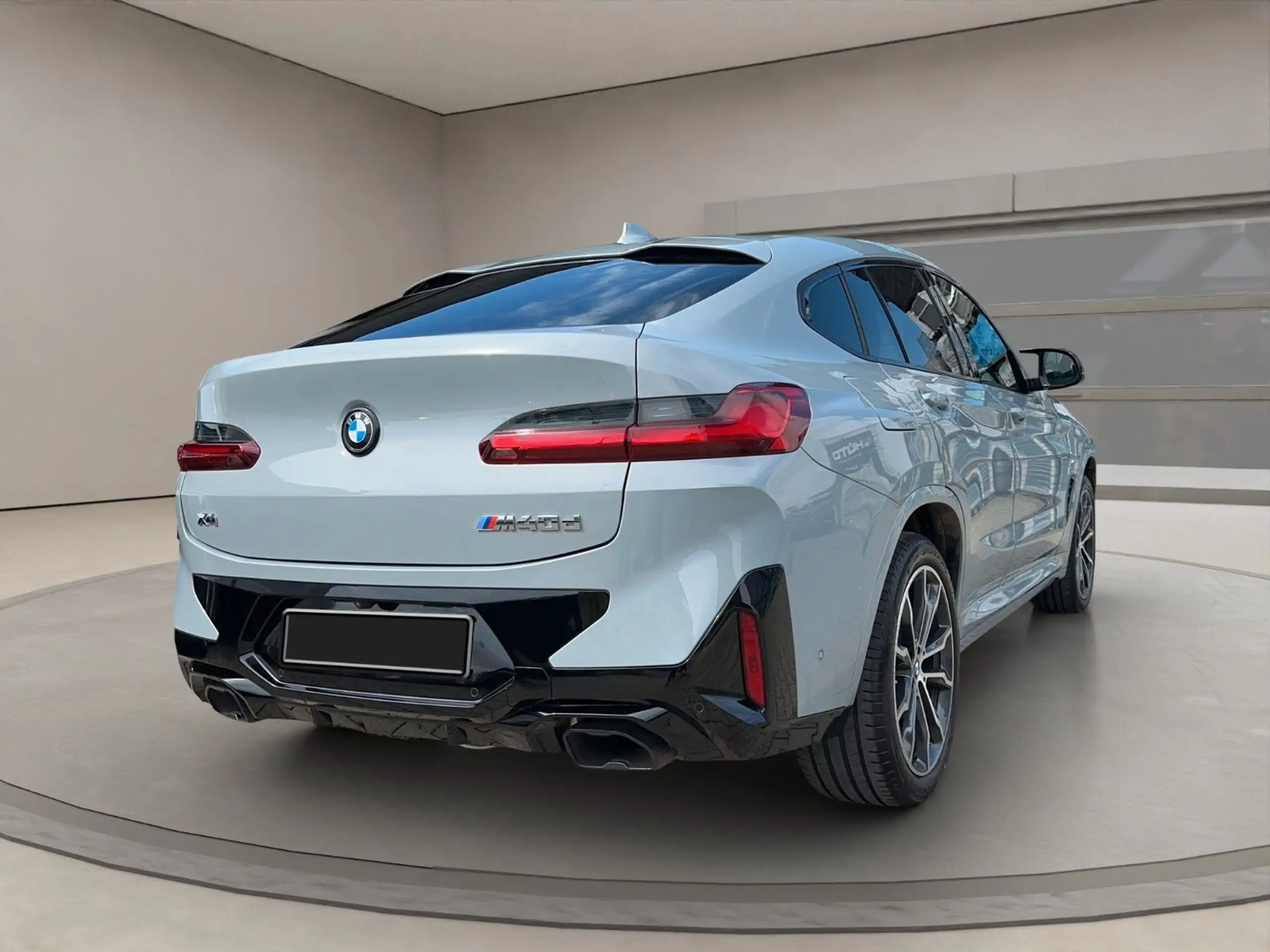 BMW - X4 M