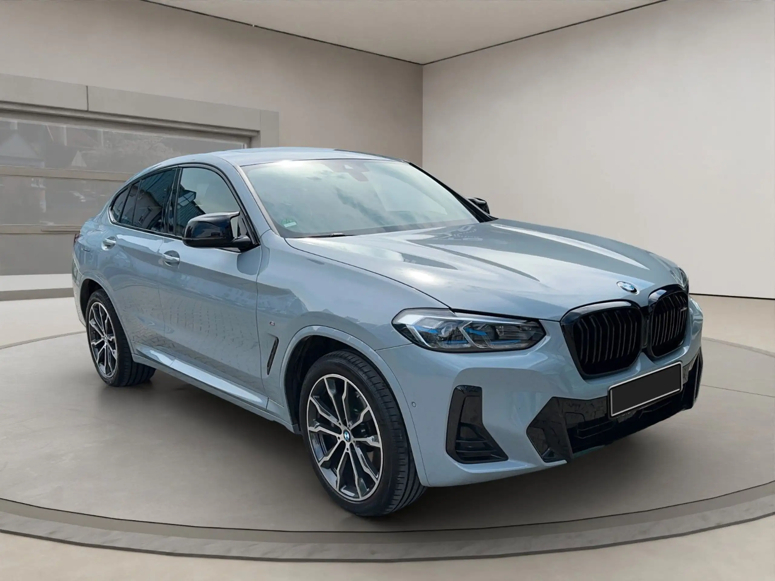 BMW - X4 M