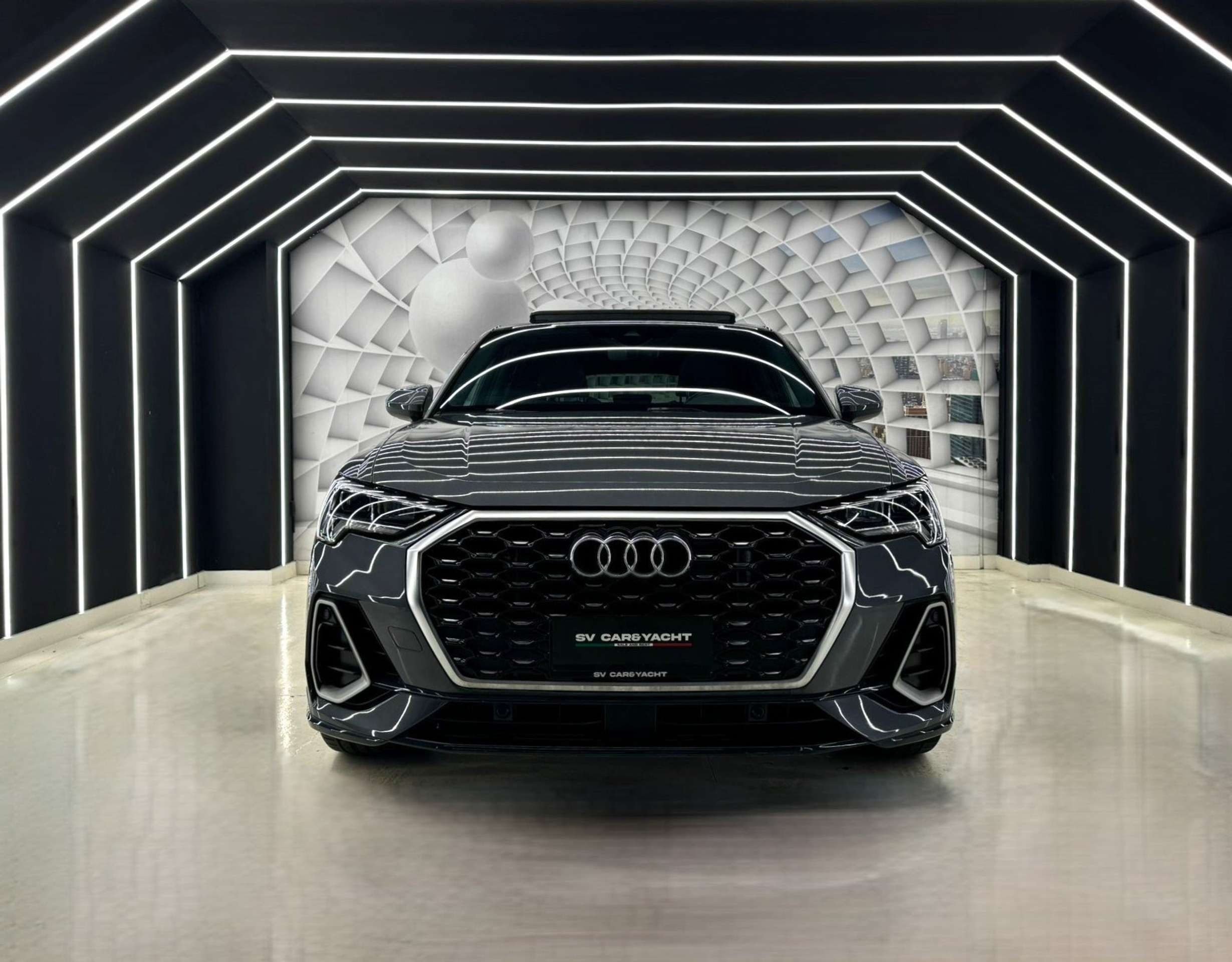 Audi - Q3