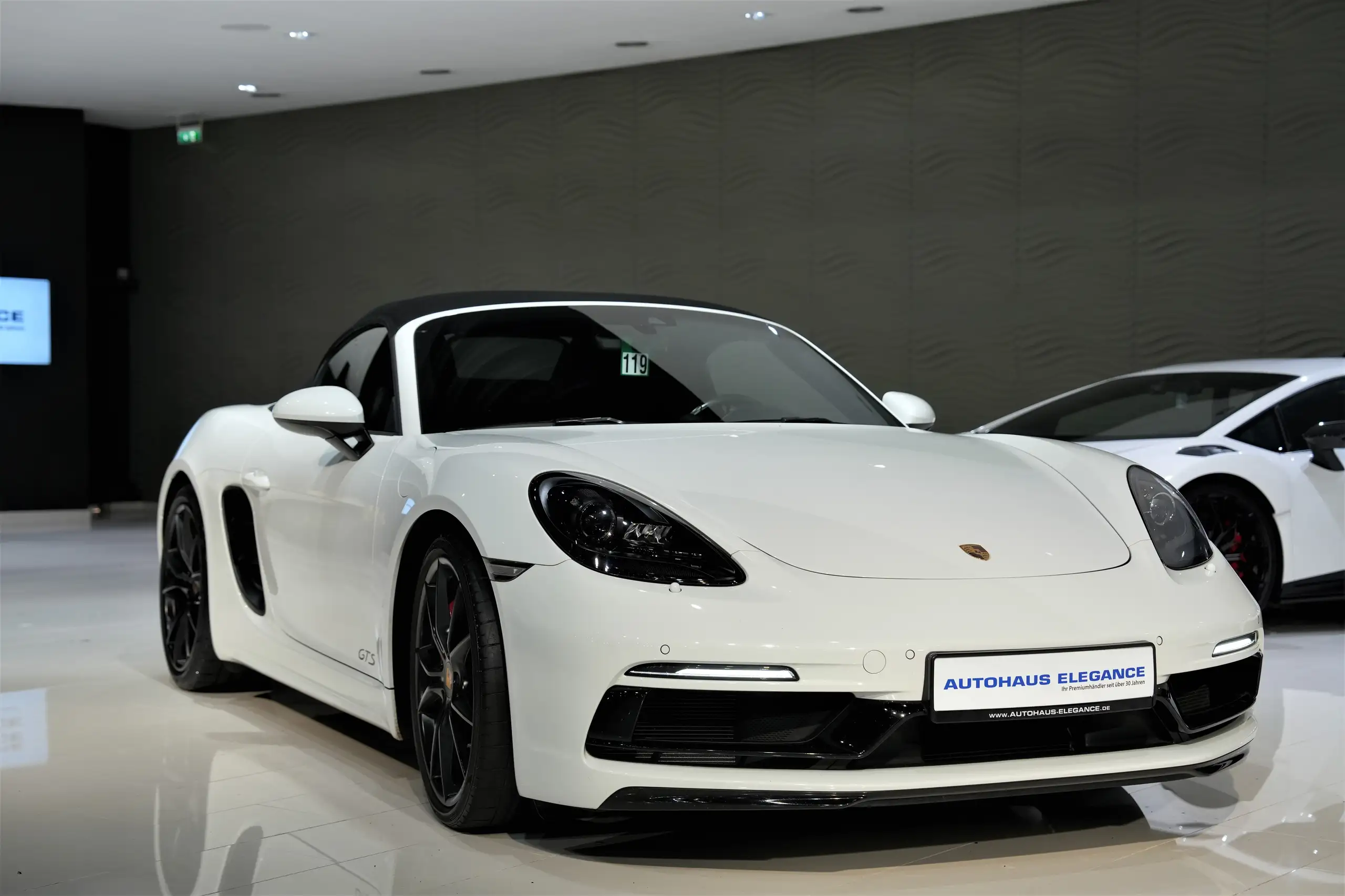 Porsche - Boxster