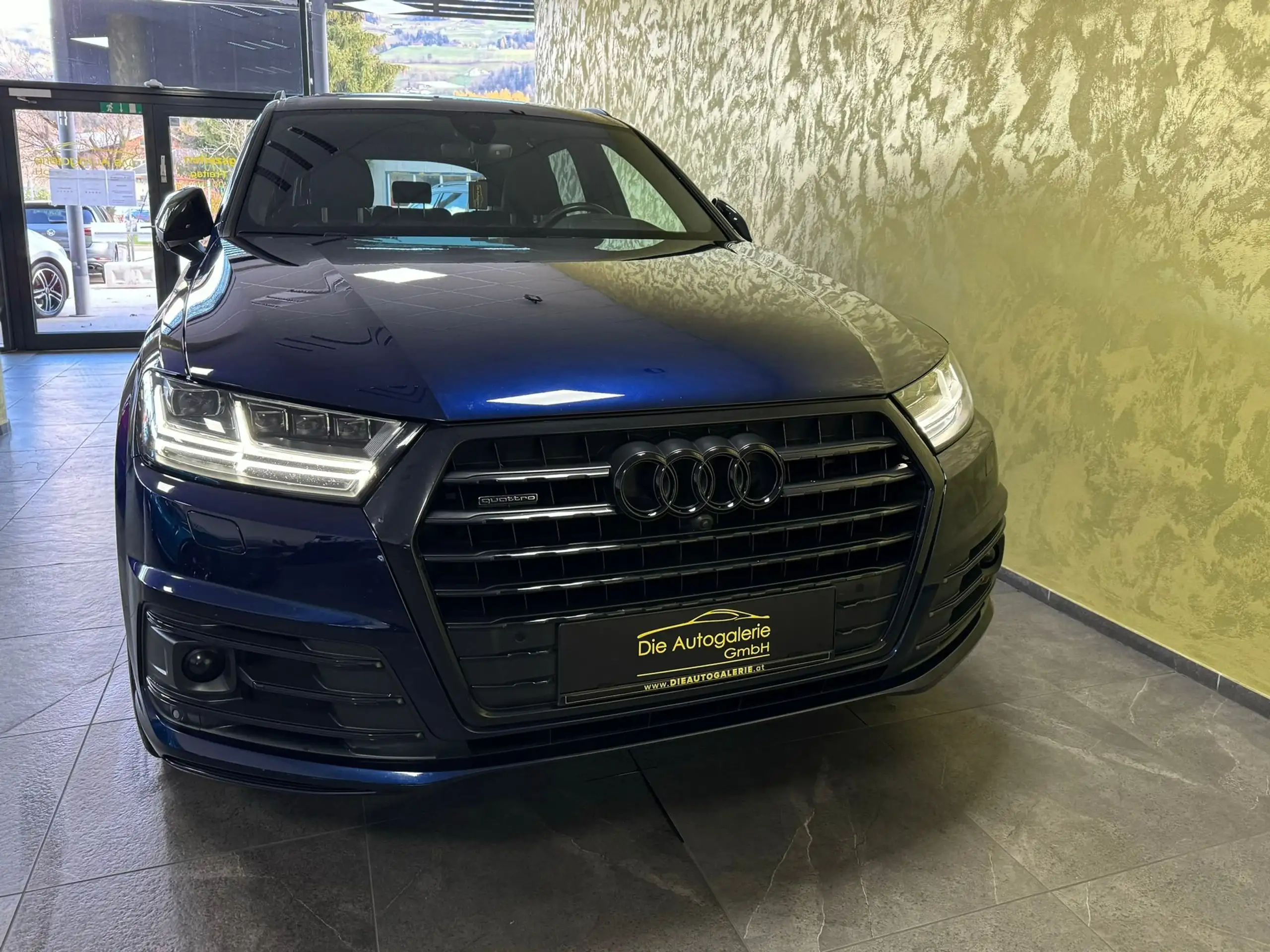 Audi - Q7