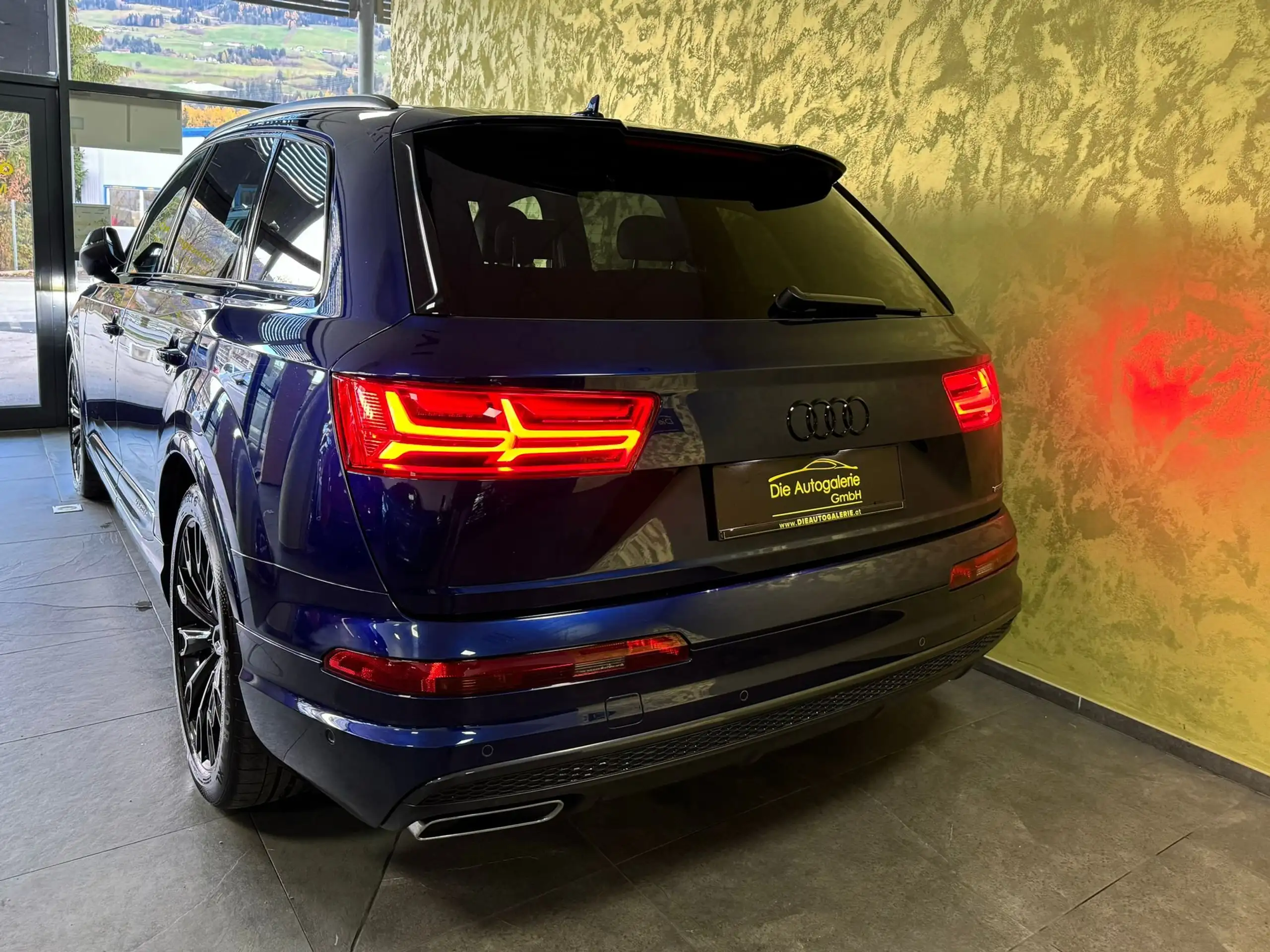 Audi - Q7