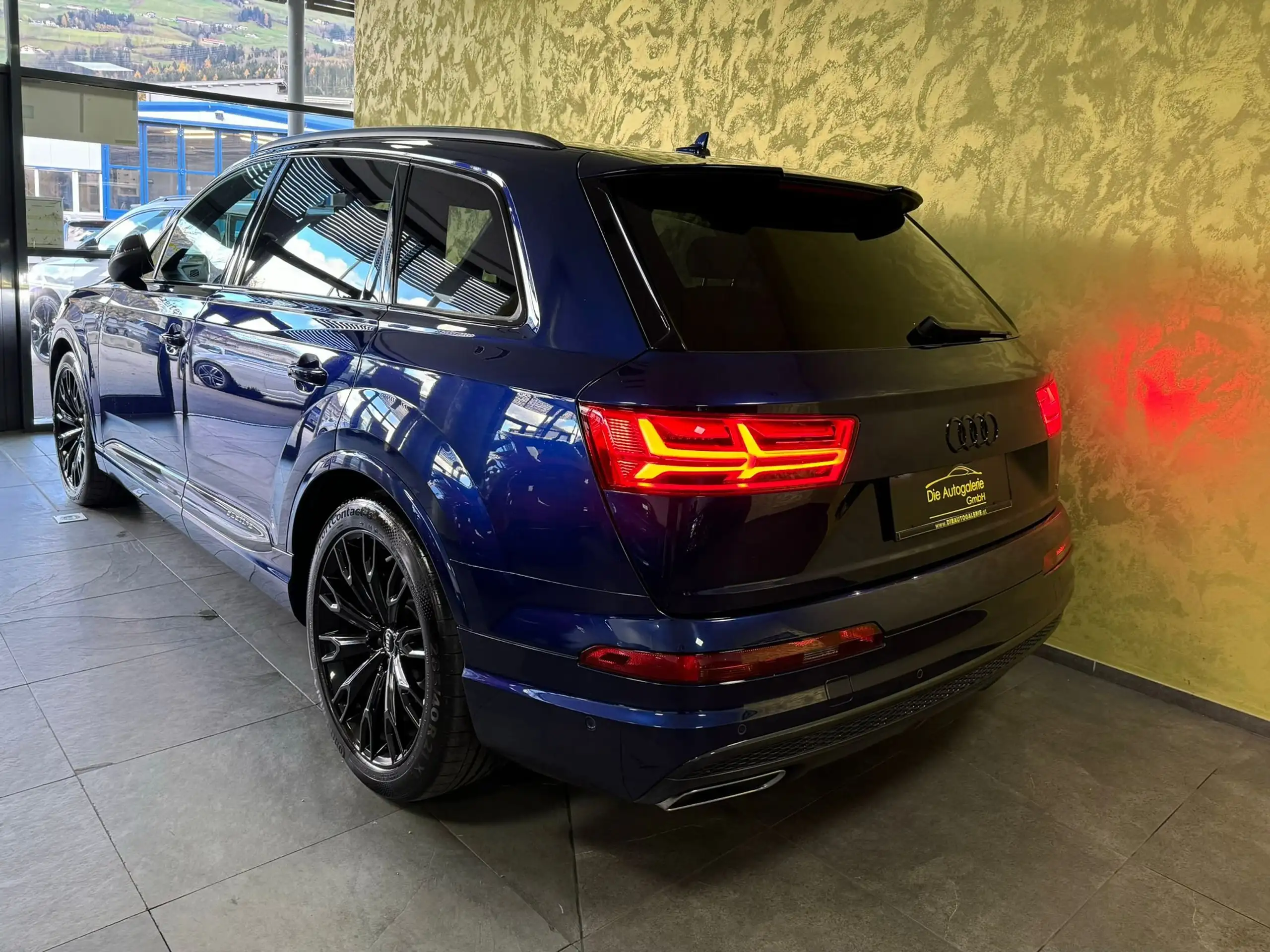 Audi - Q7