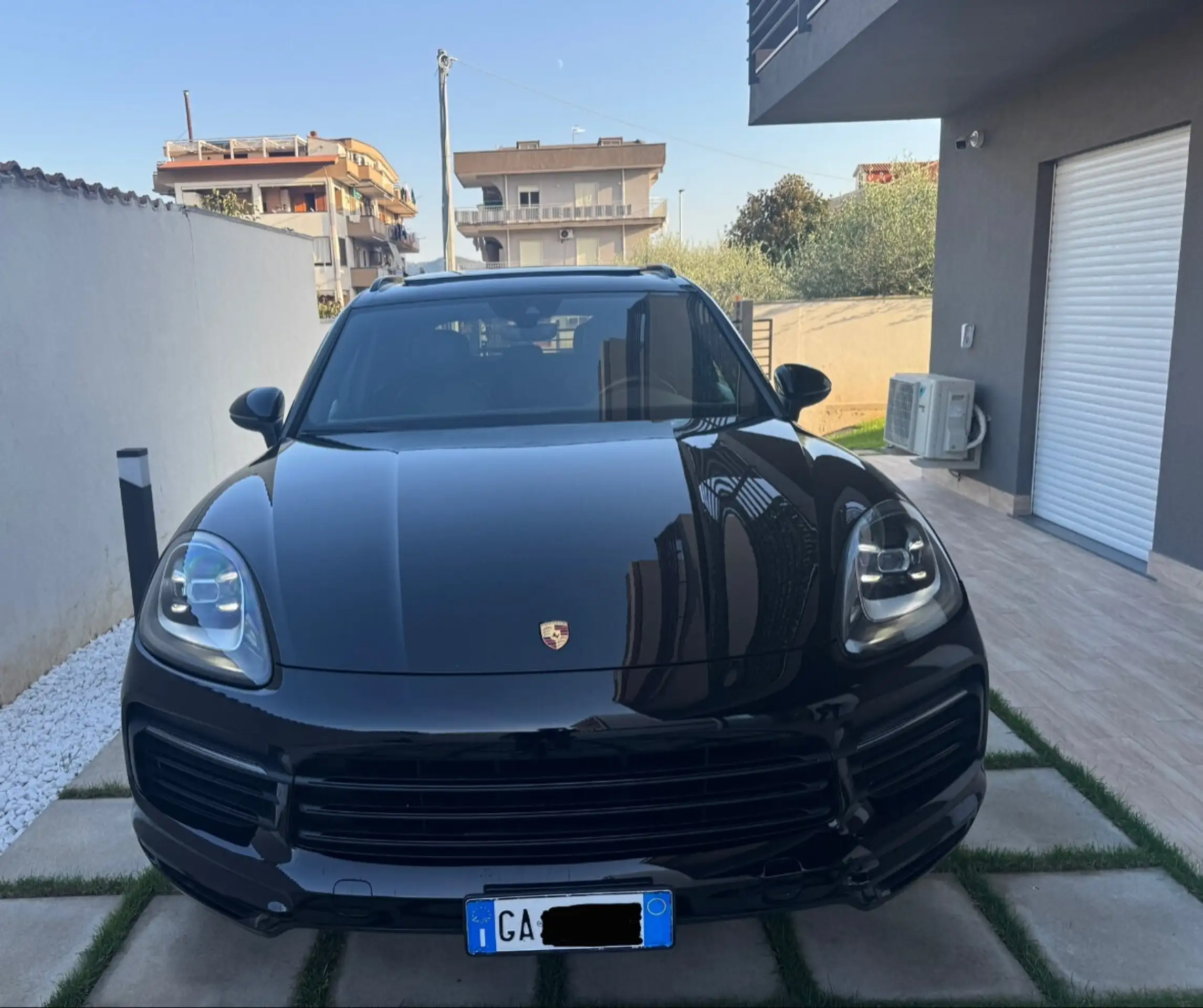 Porsche - Cayenne