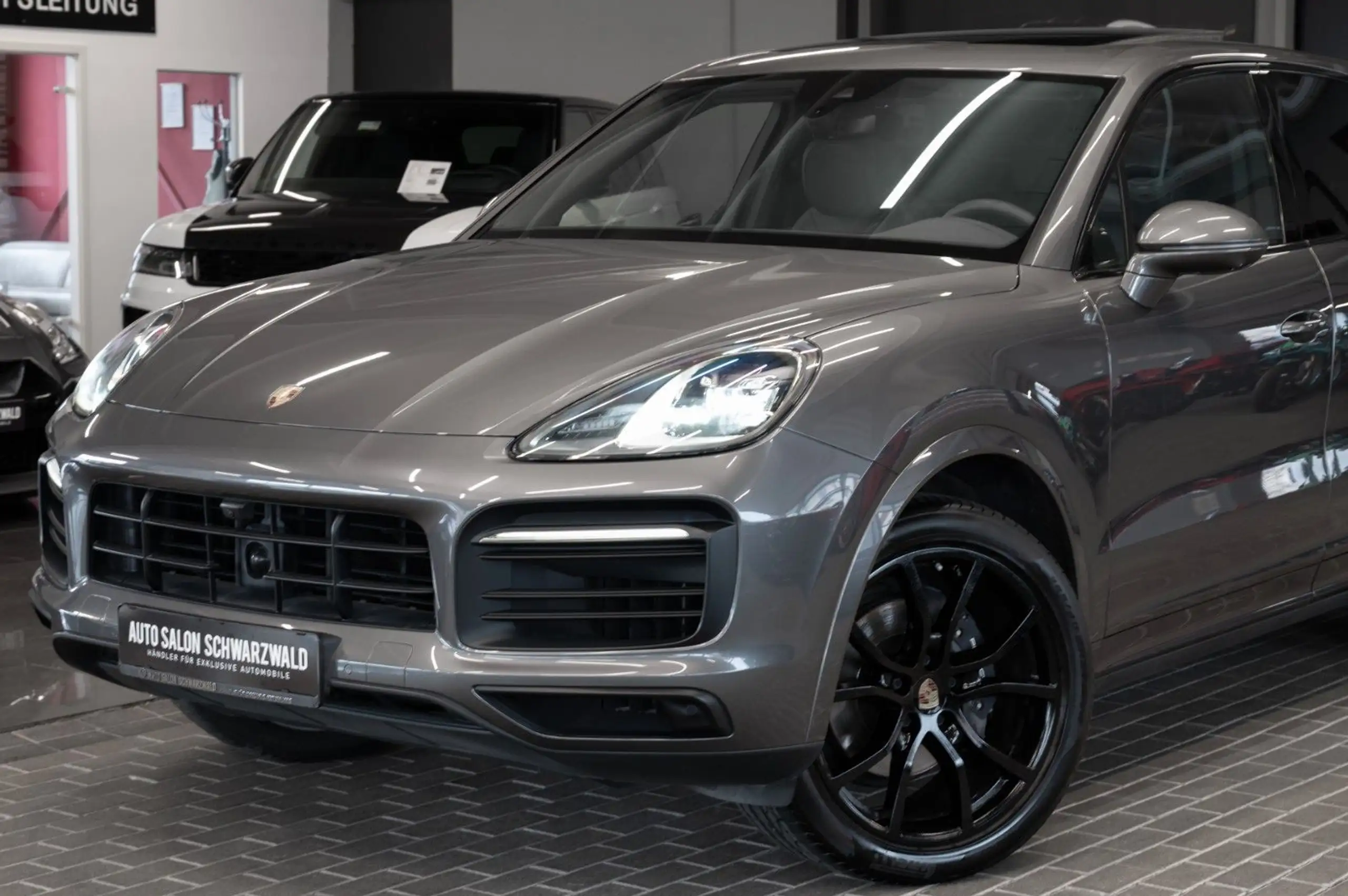 Porsche - Cayenne