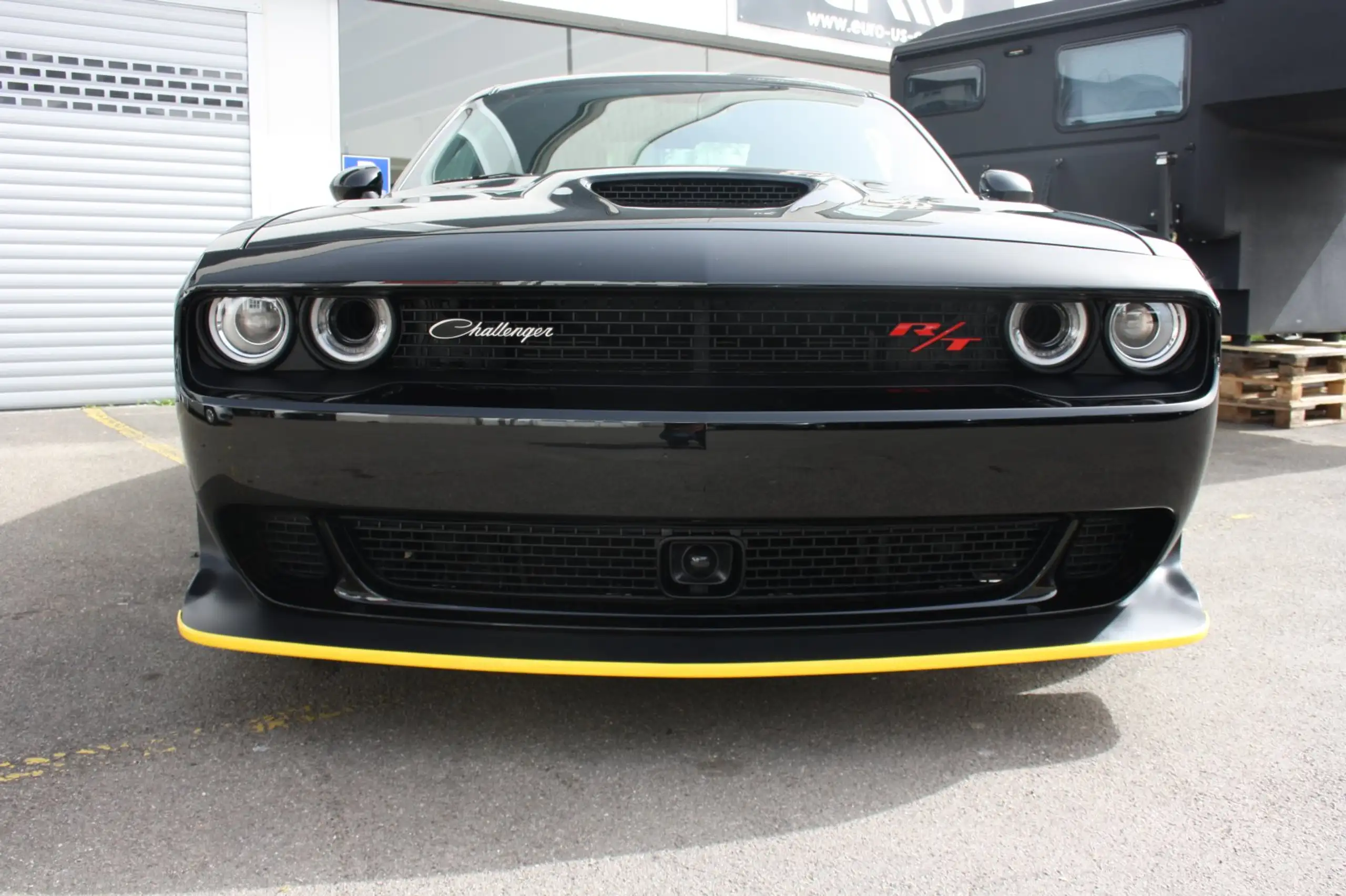 Dodge - Challenger