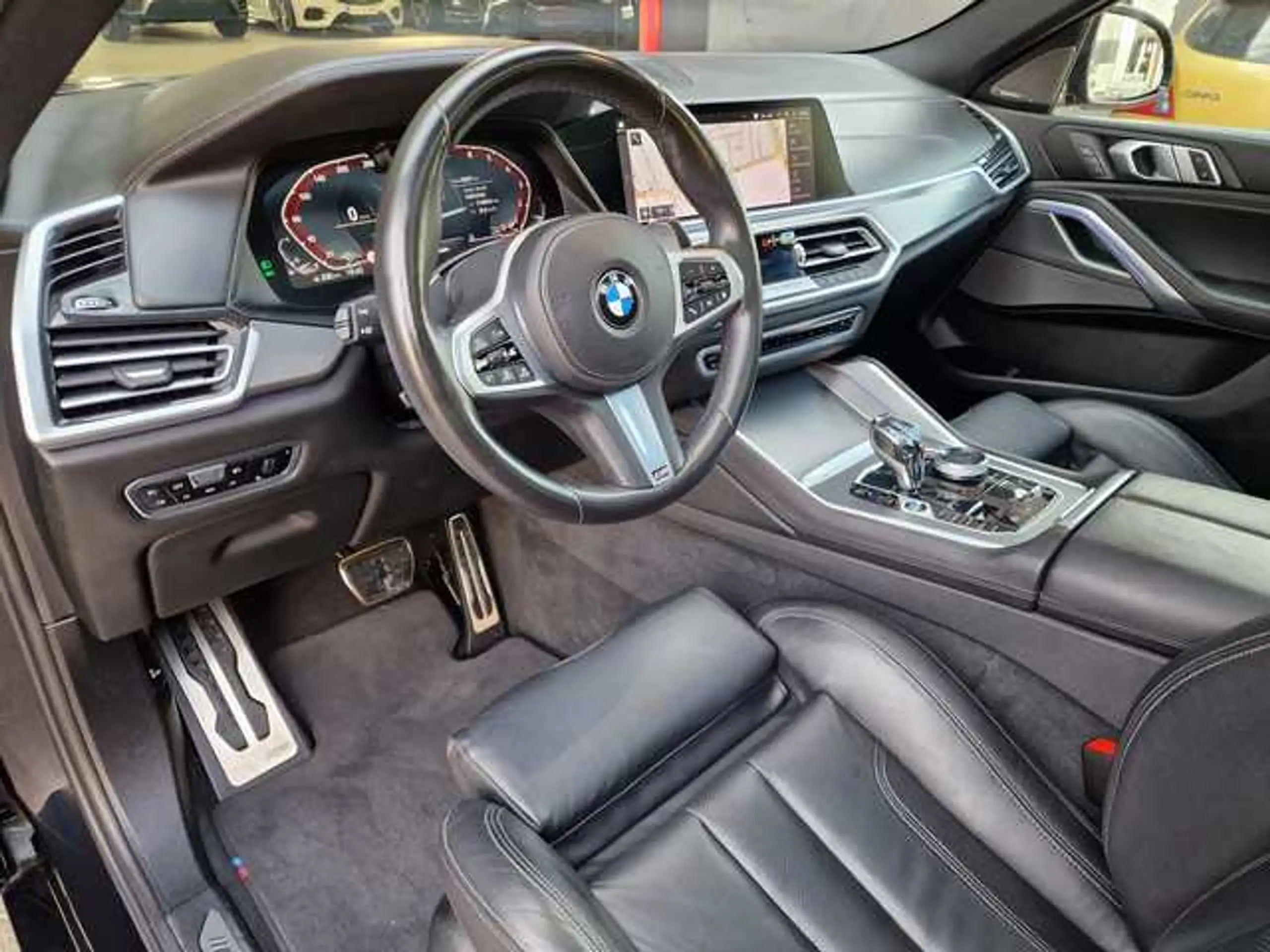 BMW - X6