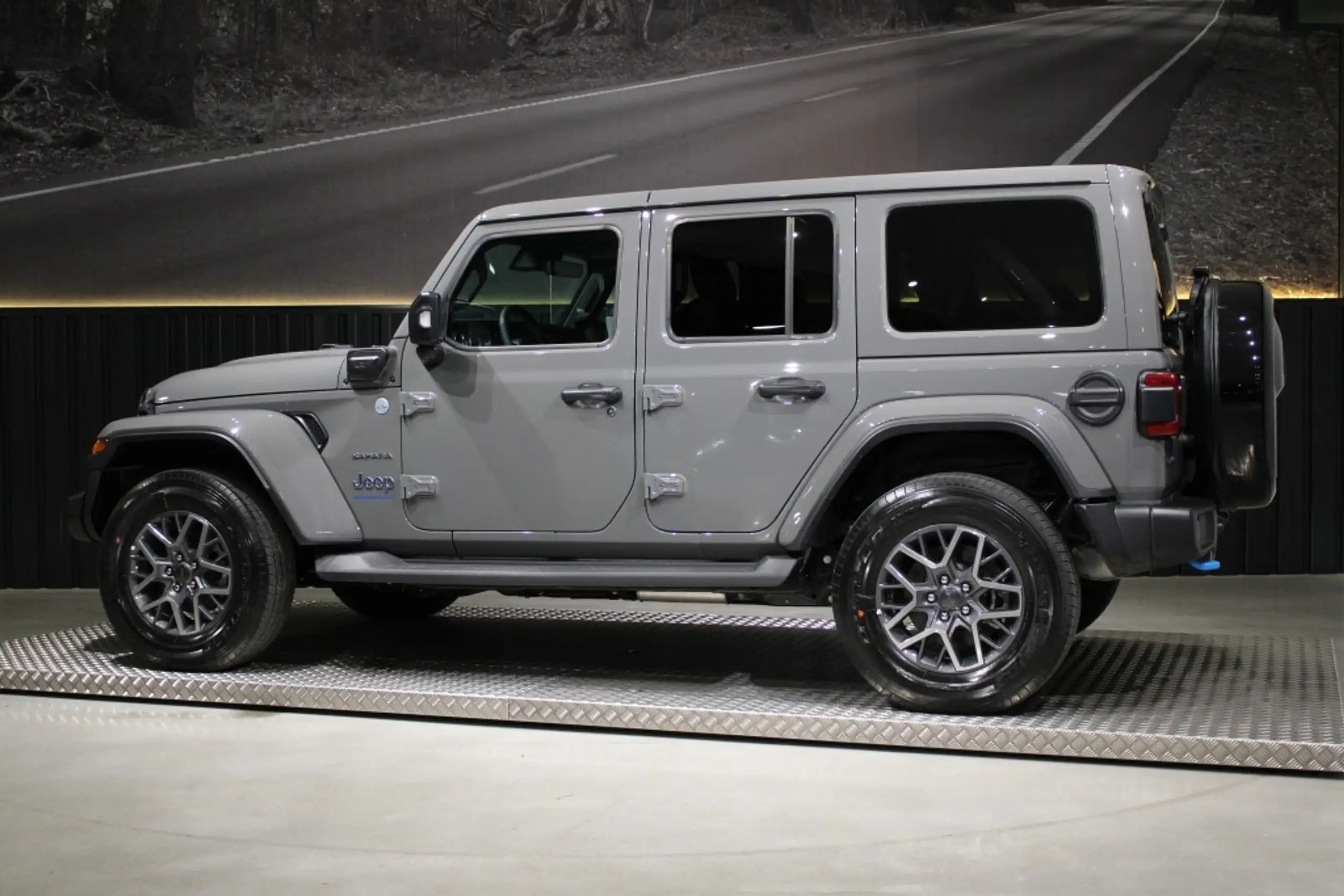 Jeep - Wrangler