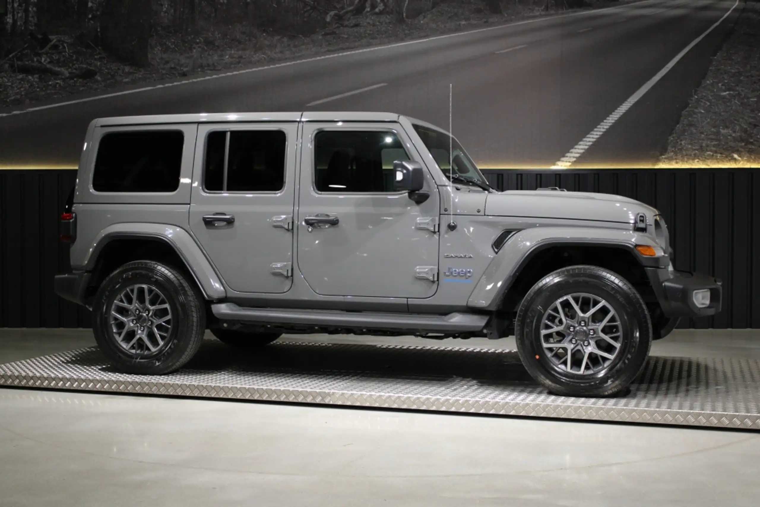 Jeep - Wrangler