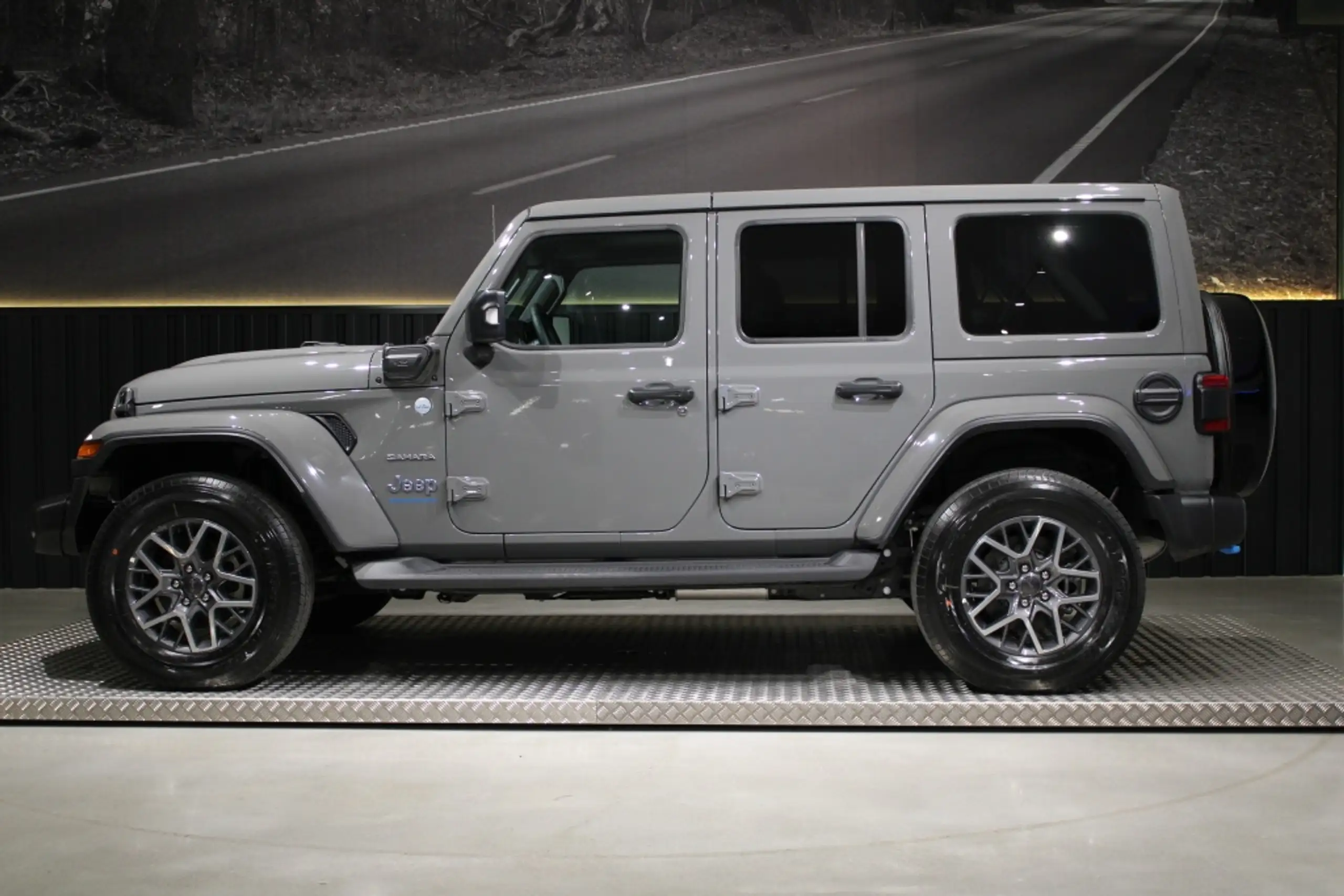 Jeep - Wrangler