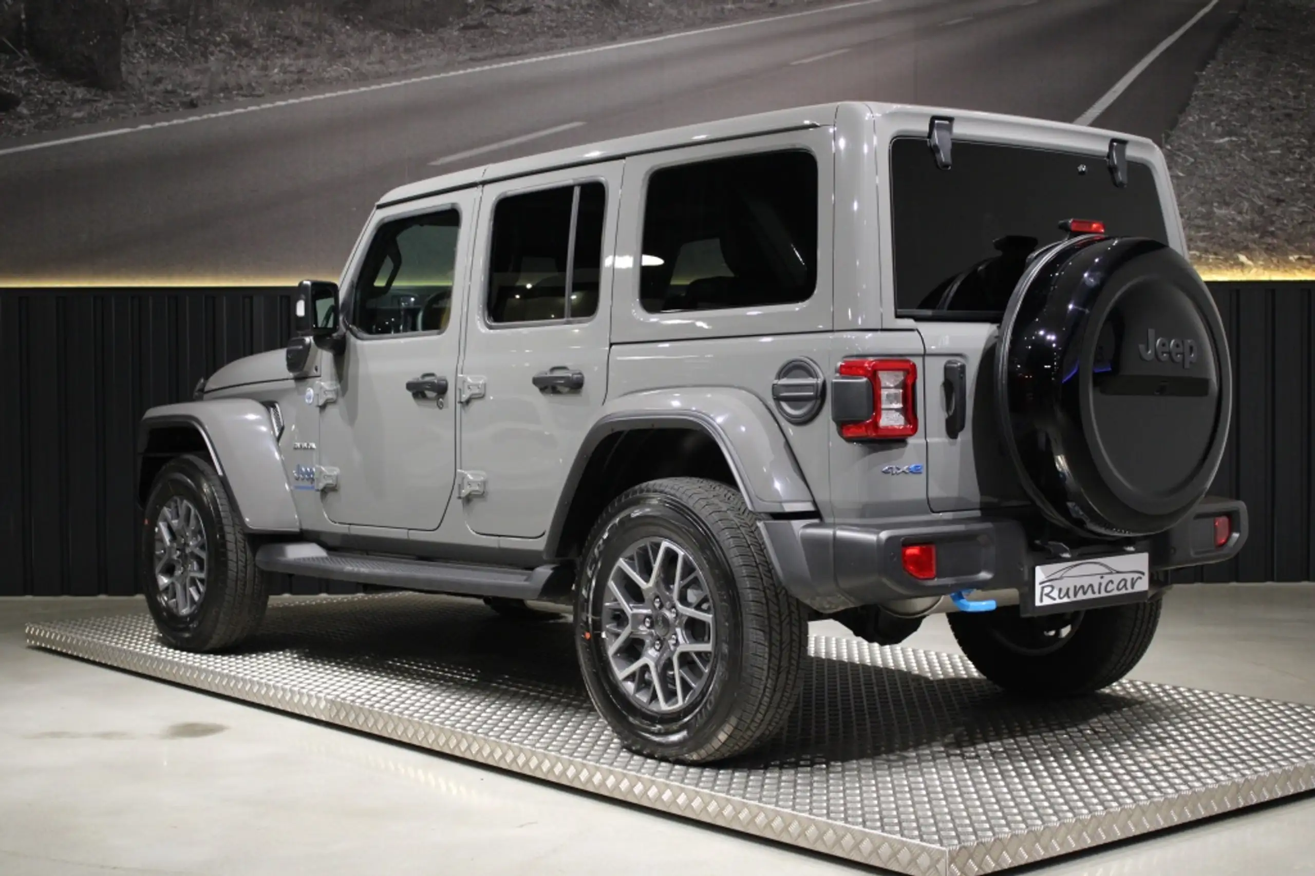 Jeep - Wrangler