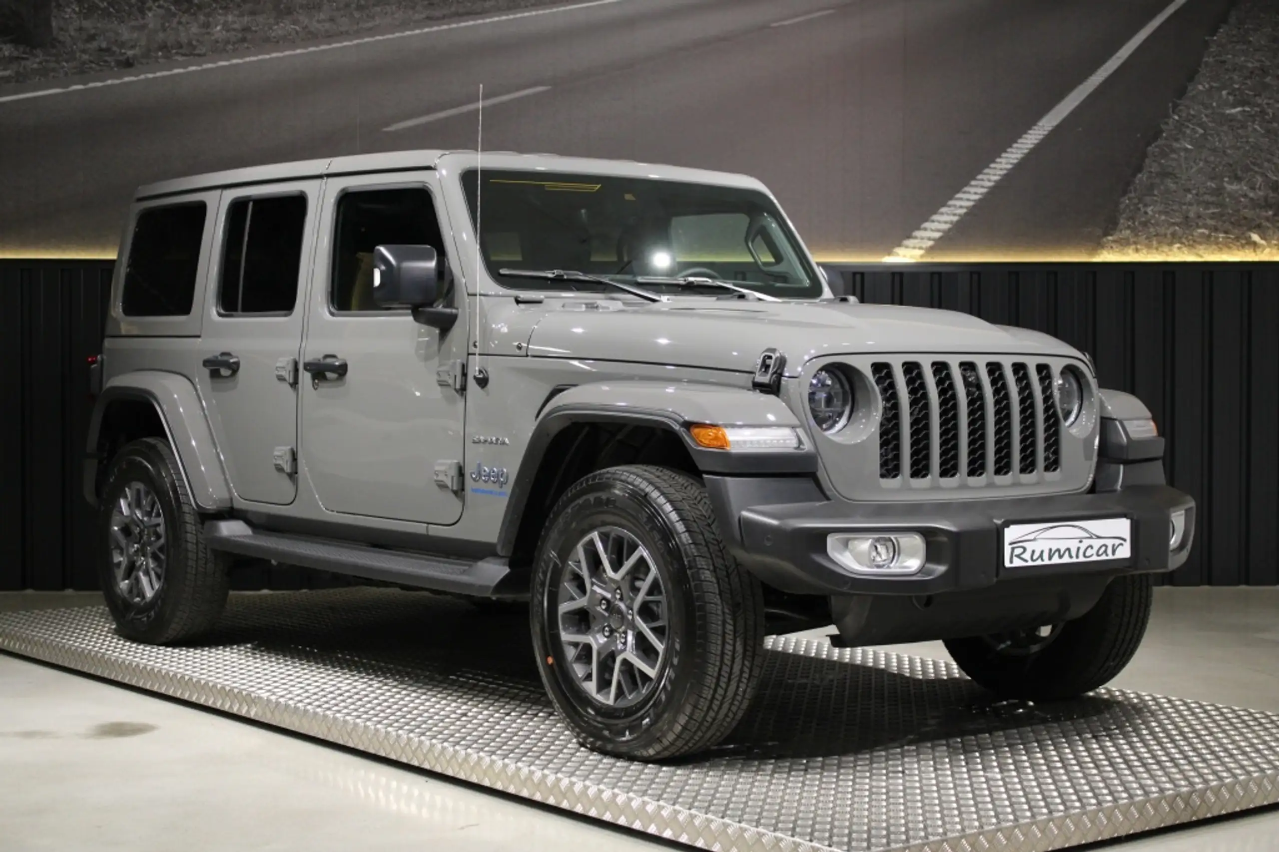 Jeep - Wrangler