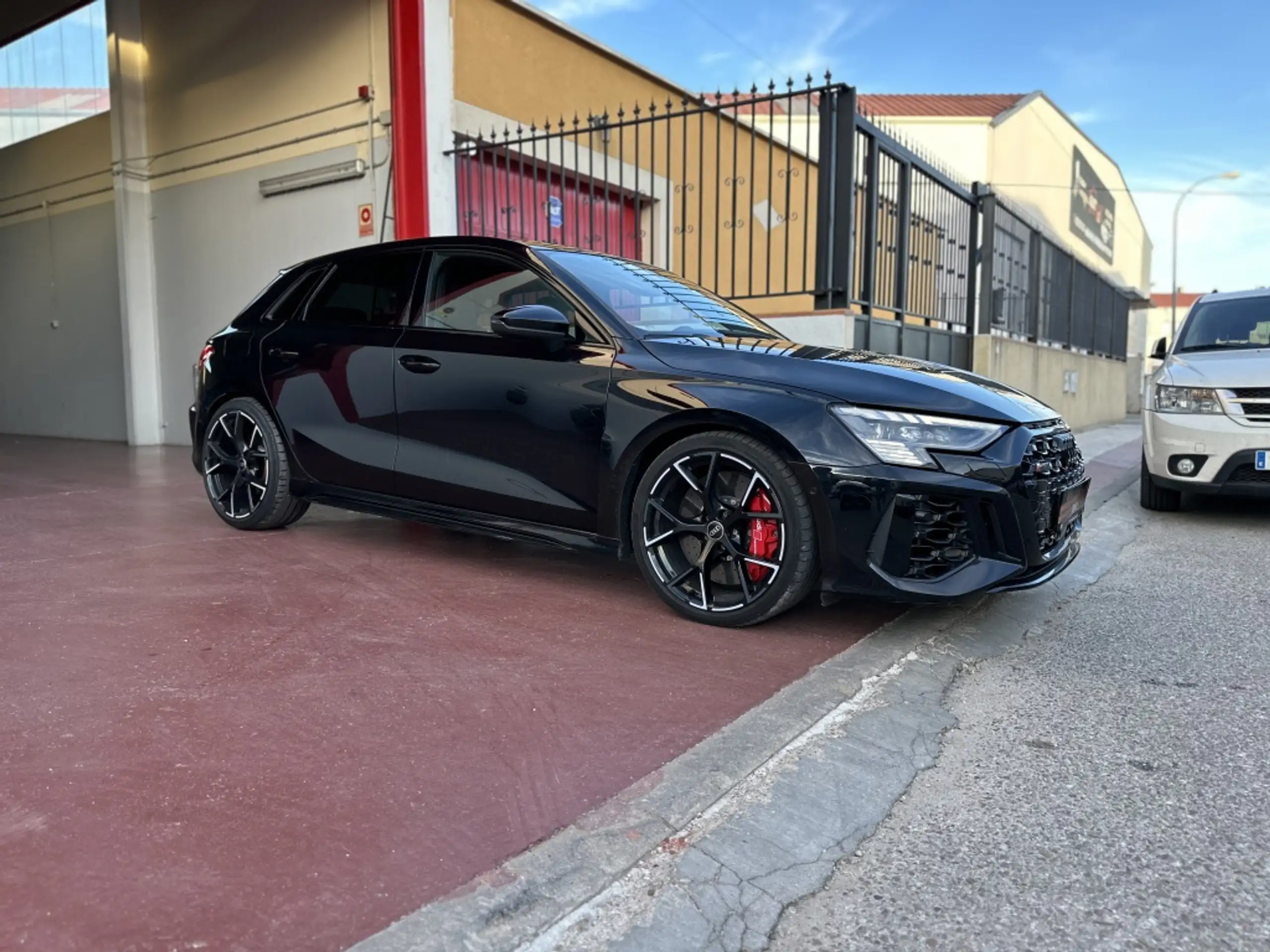 Audi - RS3