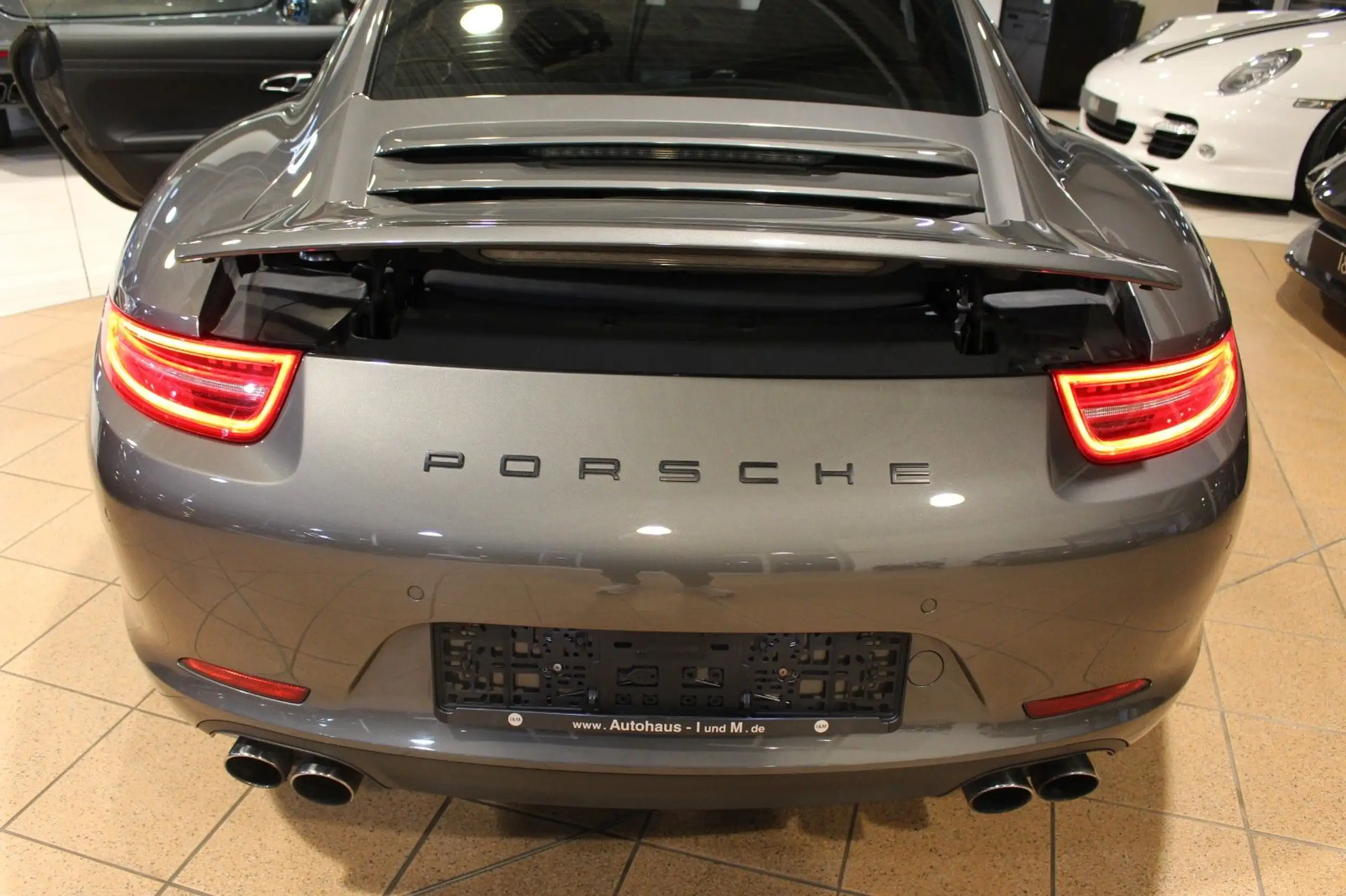 Porsche - 991