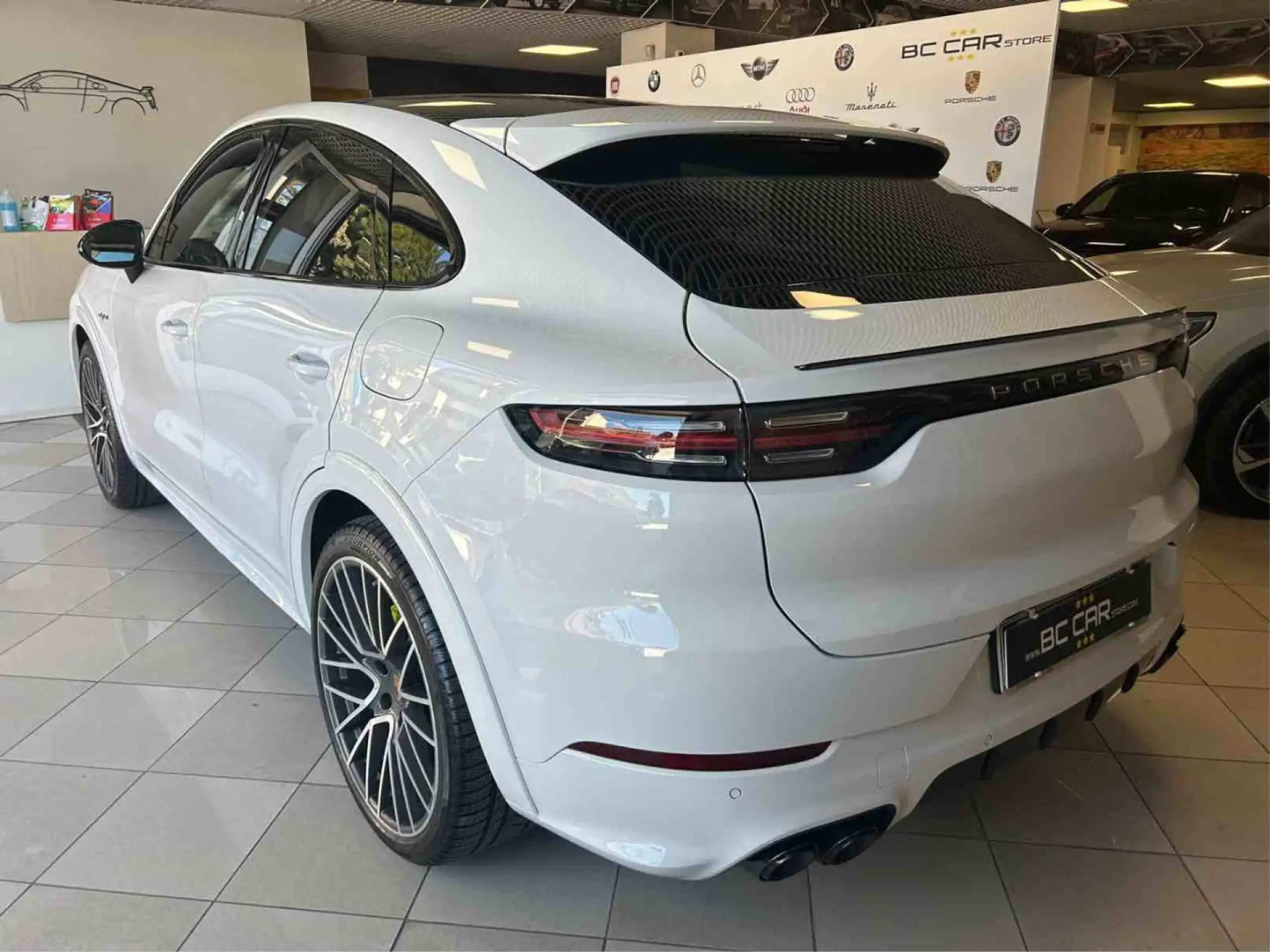 Porsche - Cayenne