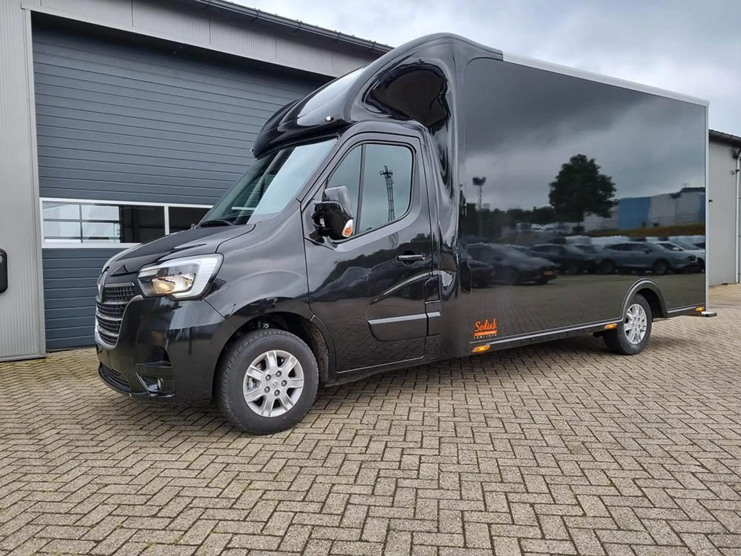 Renault - Master