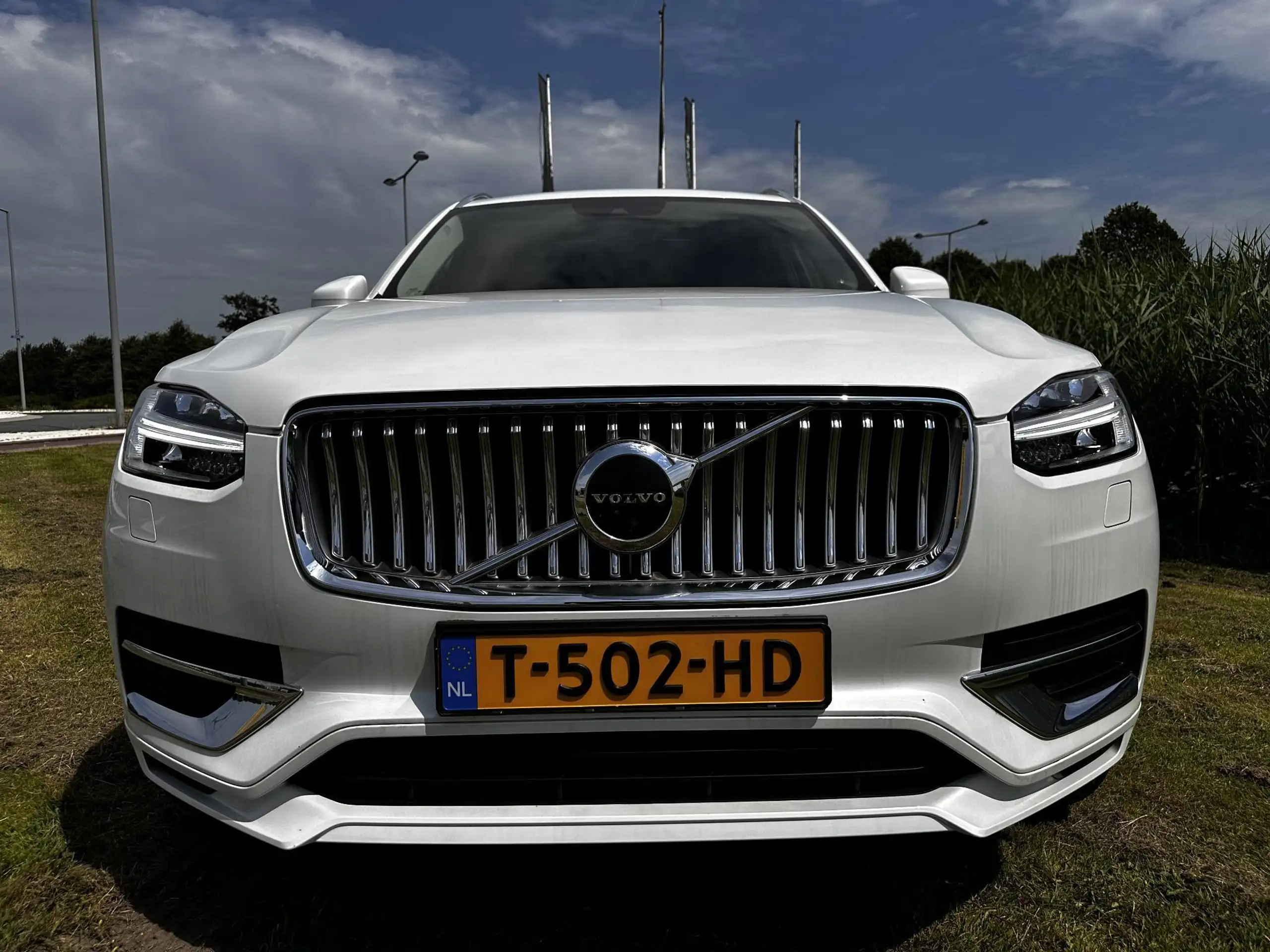 Volvo - XC90