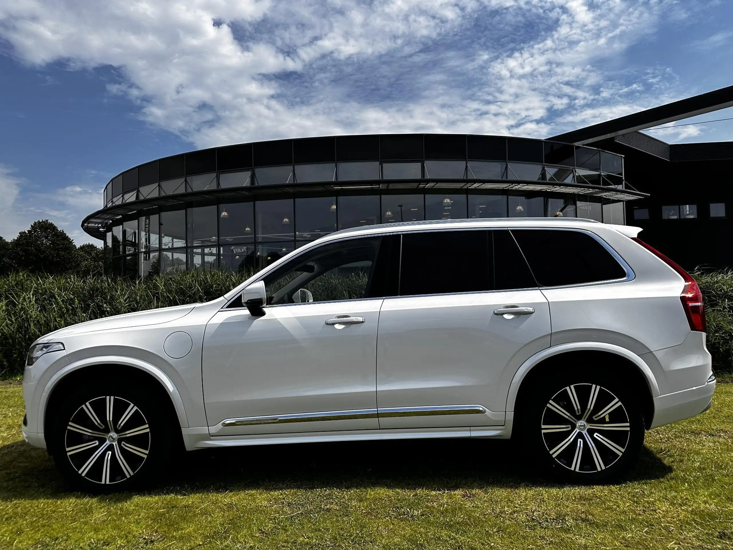 Volvo - XC90