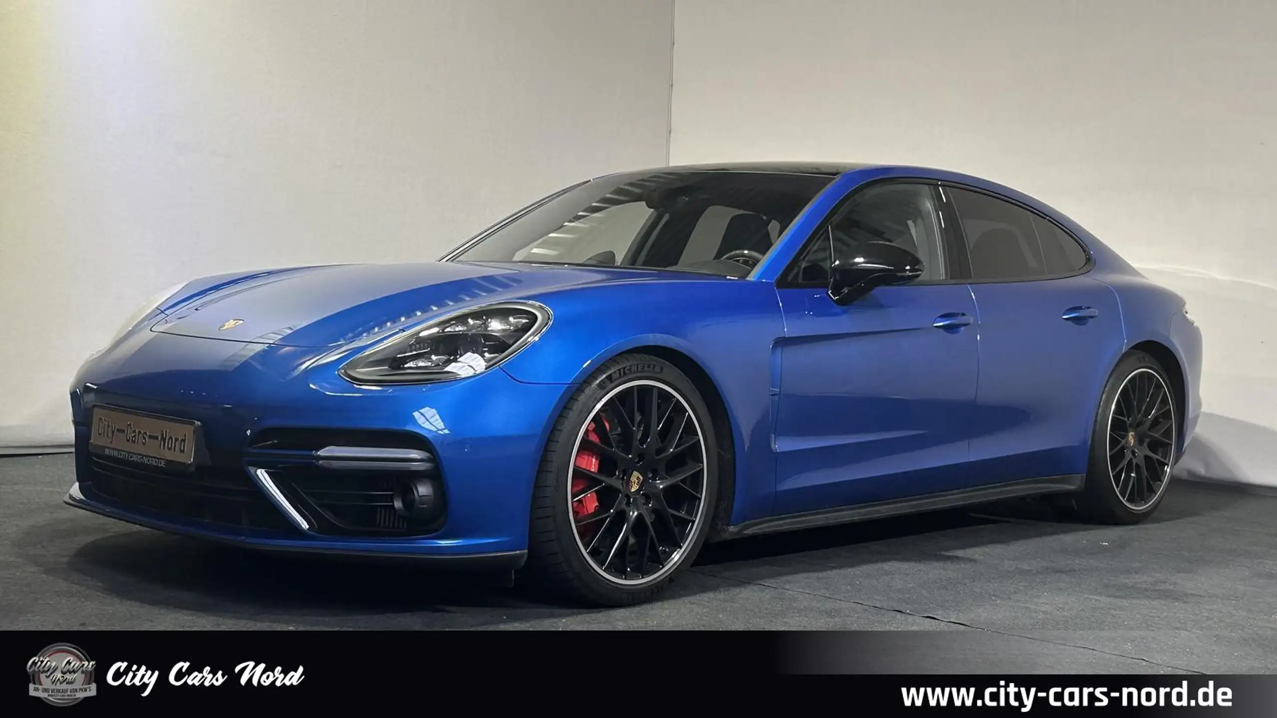 Porsche - Panamera