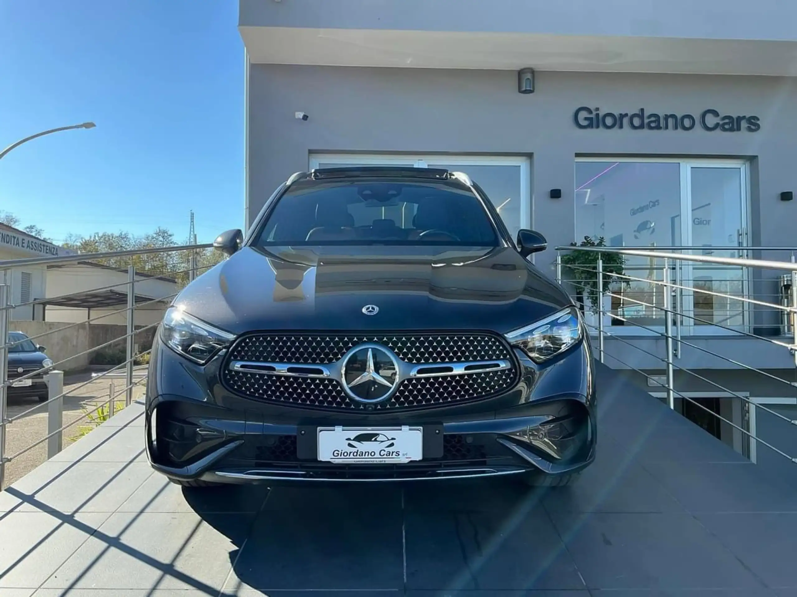 Mercedes-Benz - GLC 300