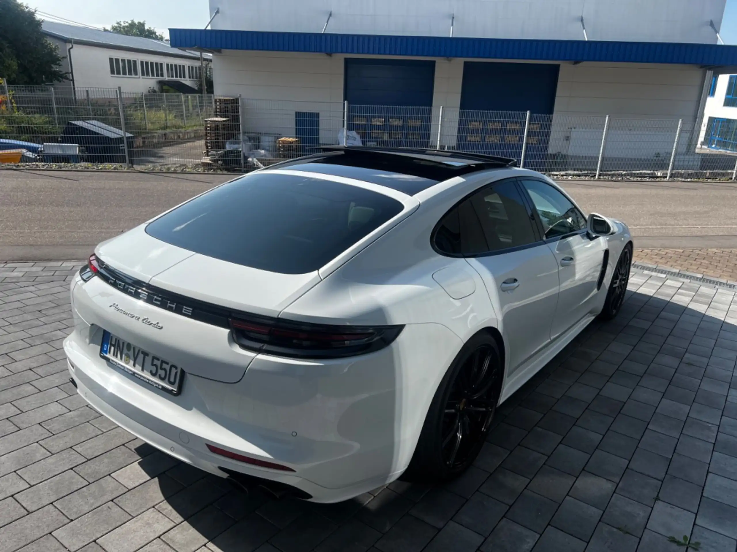 Porsche - Panamera