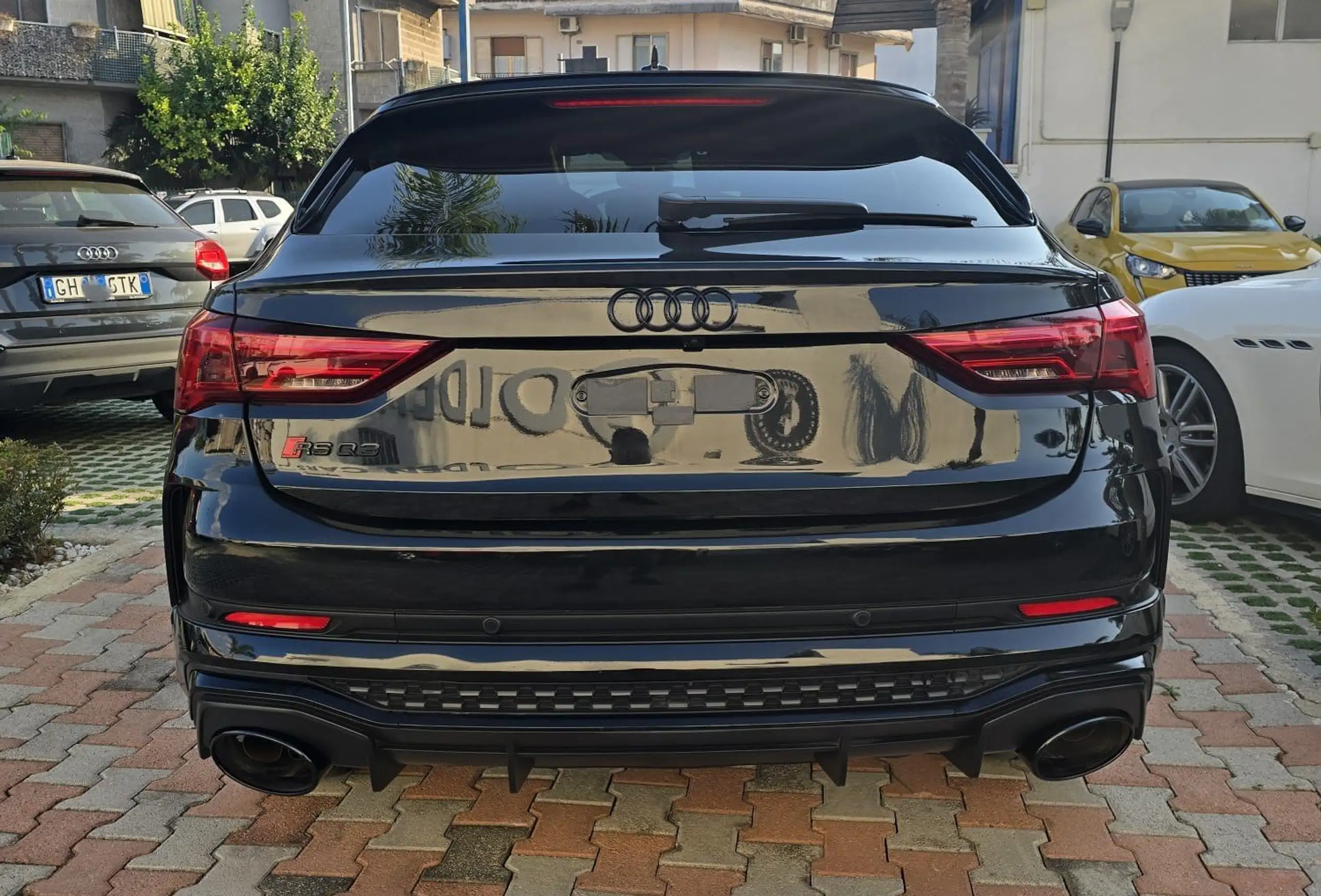 Audi - RS Q3