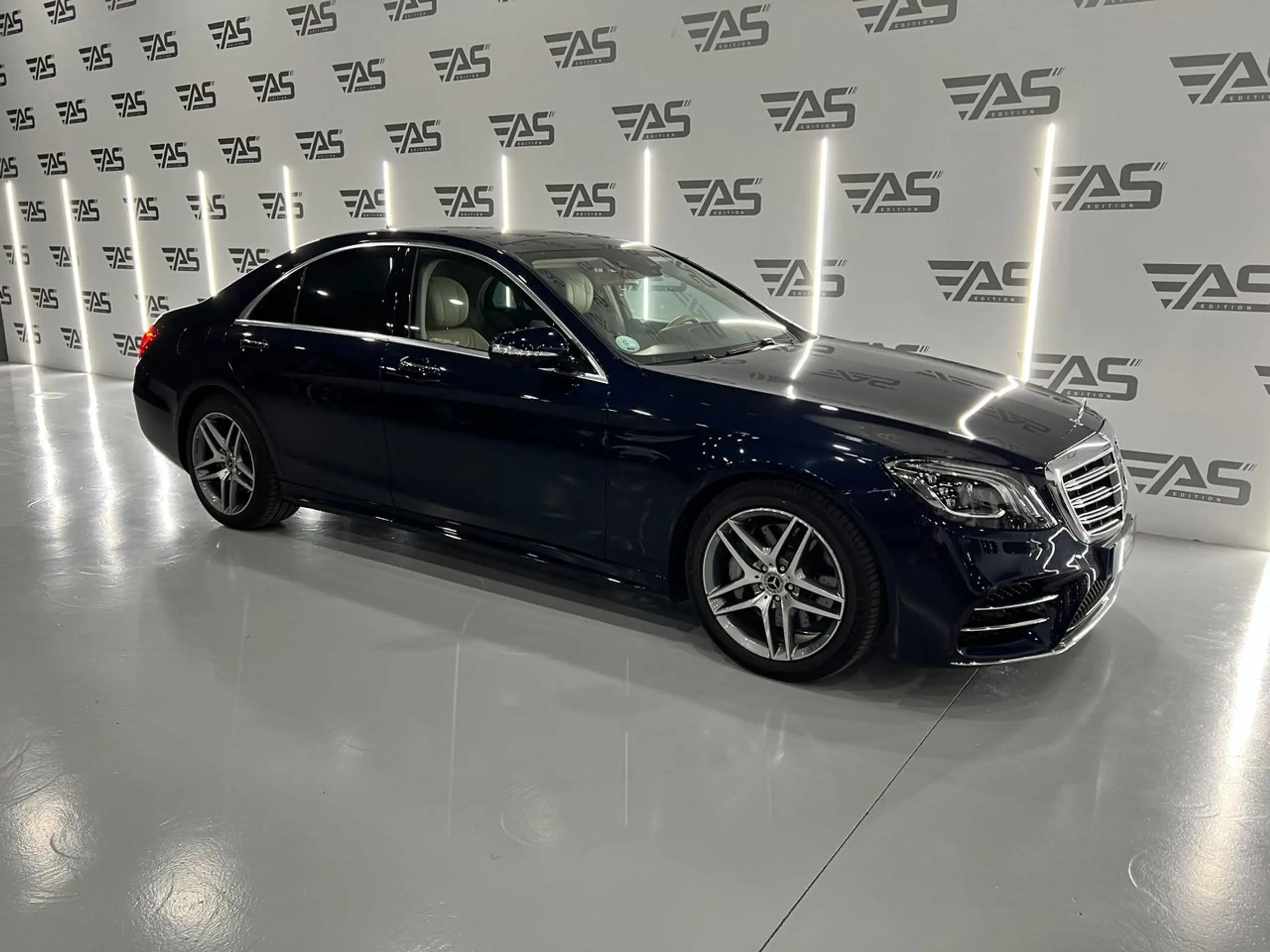 Mercedes-Benz - S 350