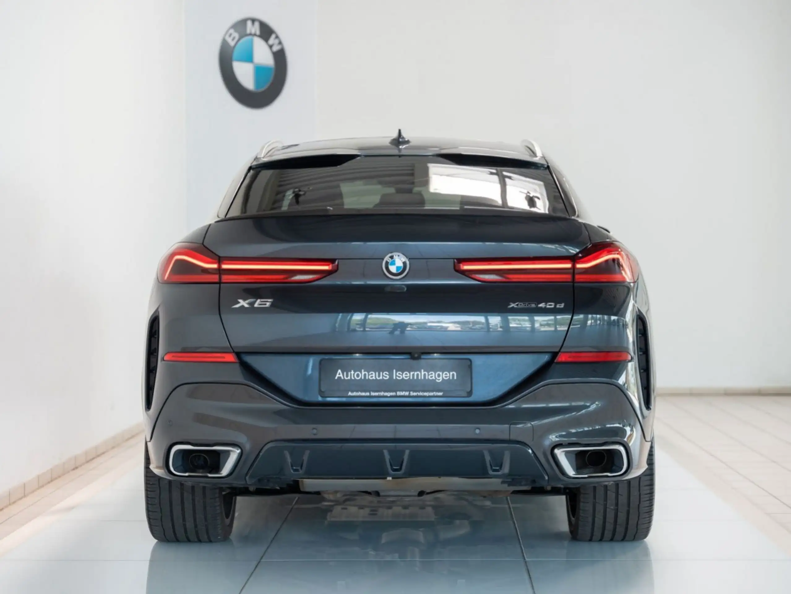 BMW - X6