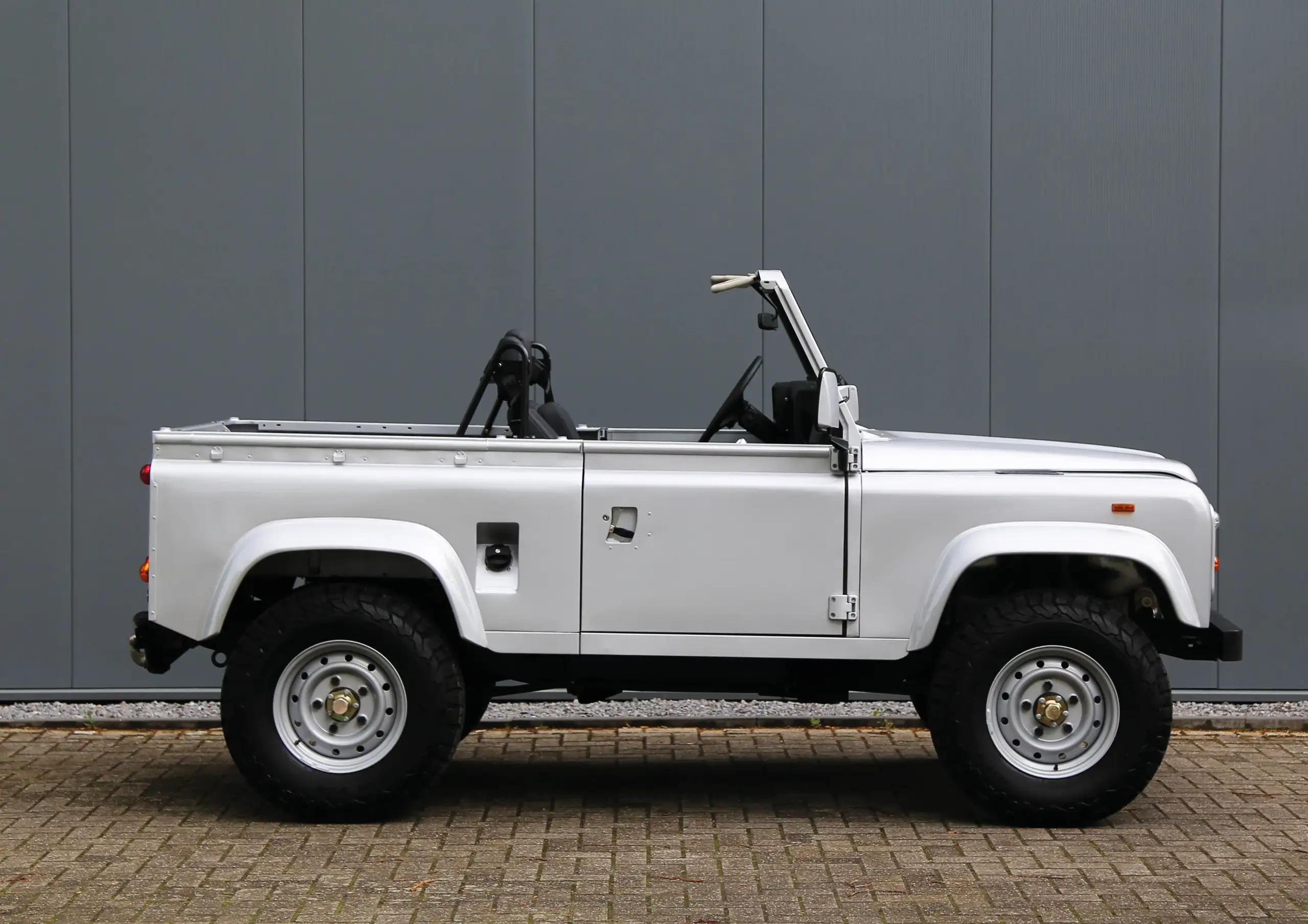 Land Rover Defender 1991