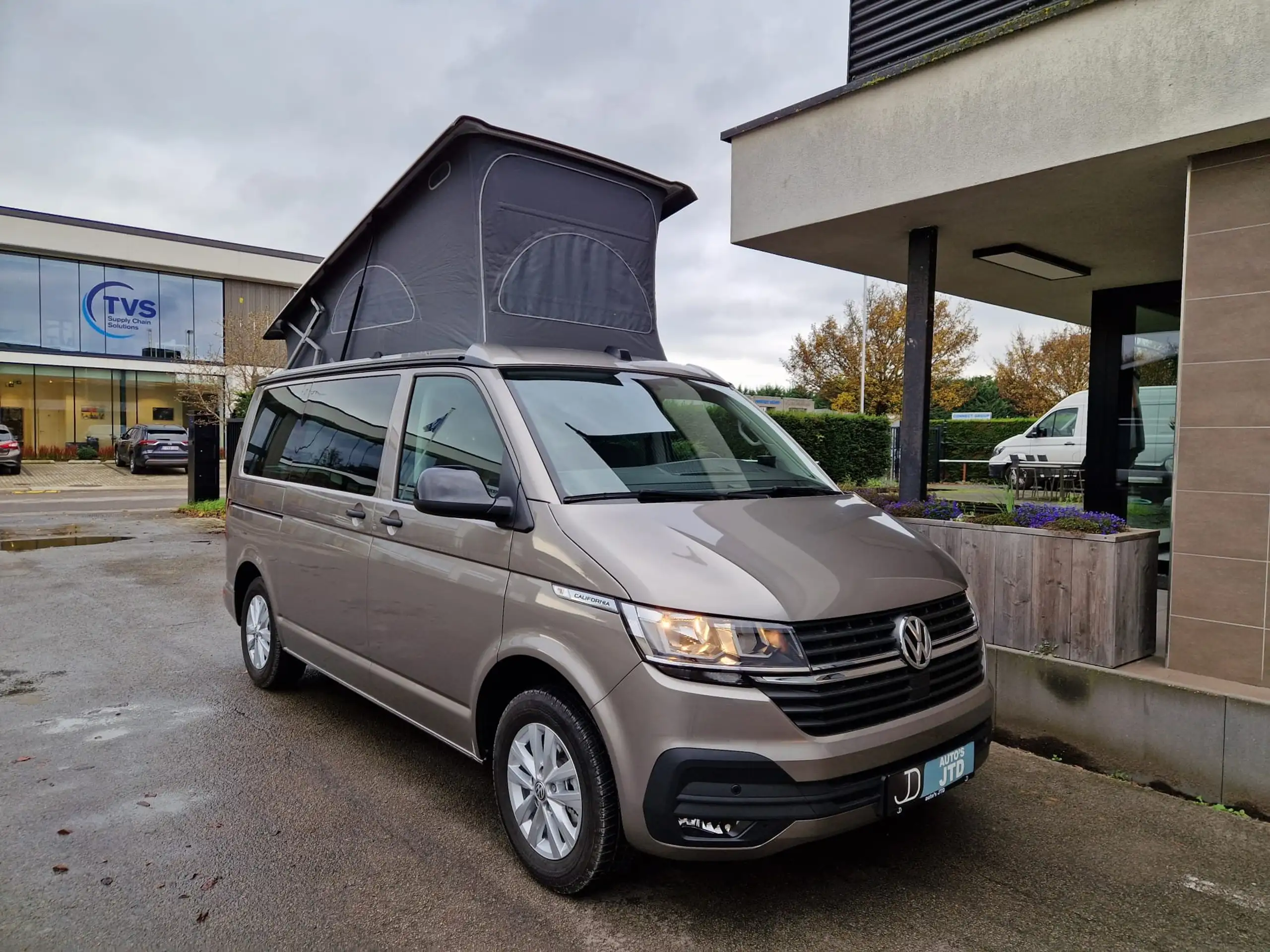 Volkswagen - T6.1 California