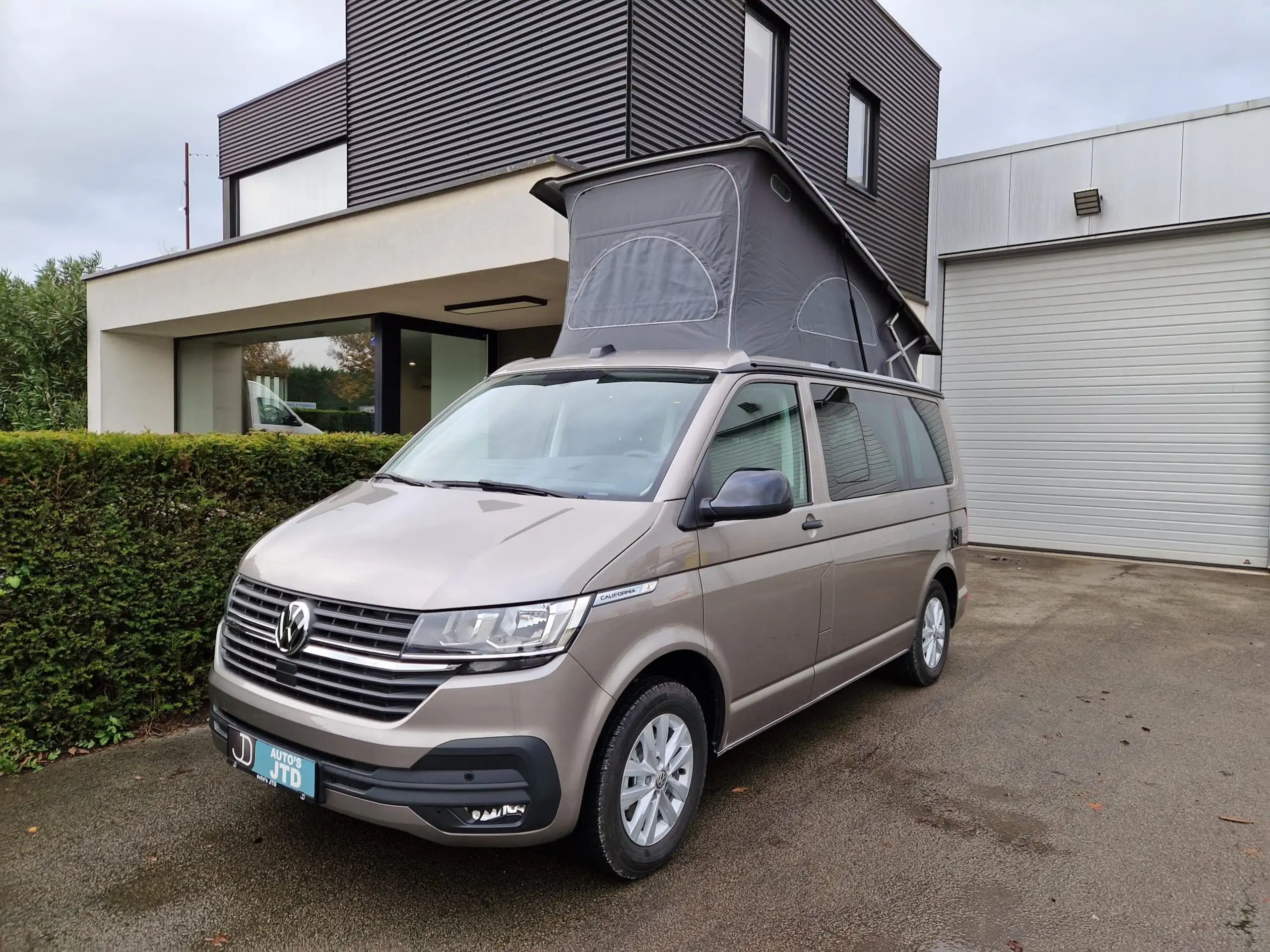 Volkswagen T6.1 California 2024