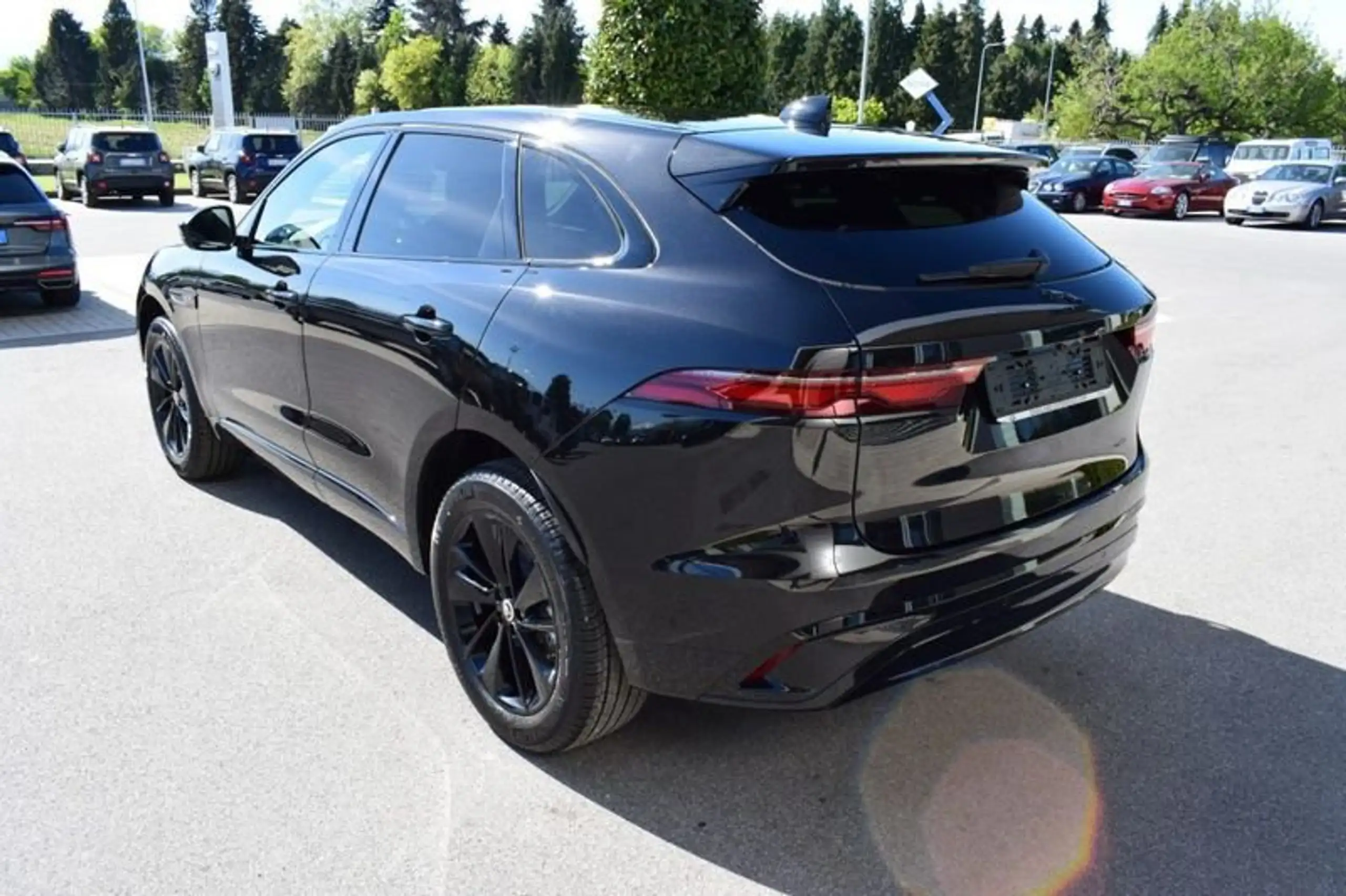 Jaguar - F-Pace