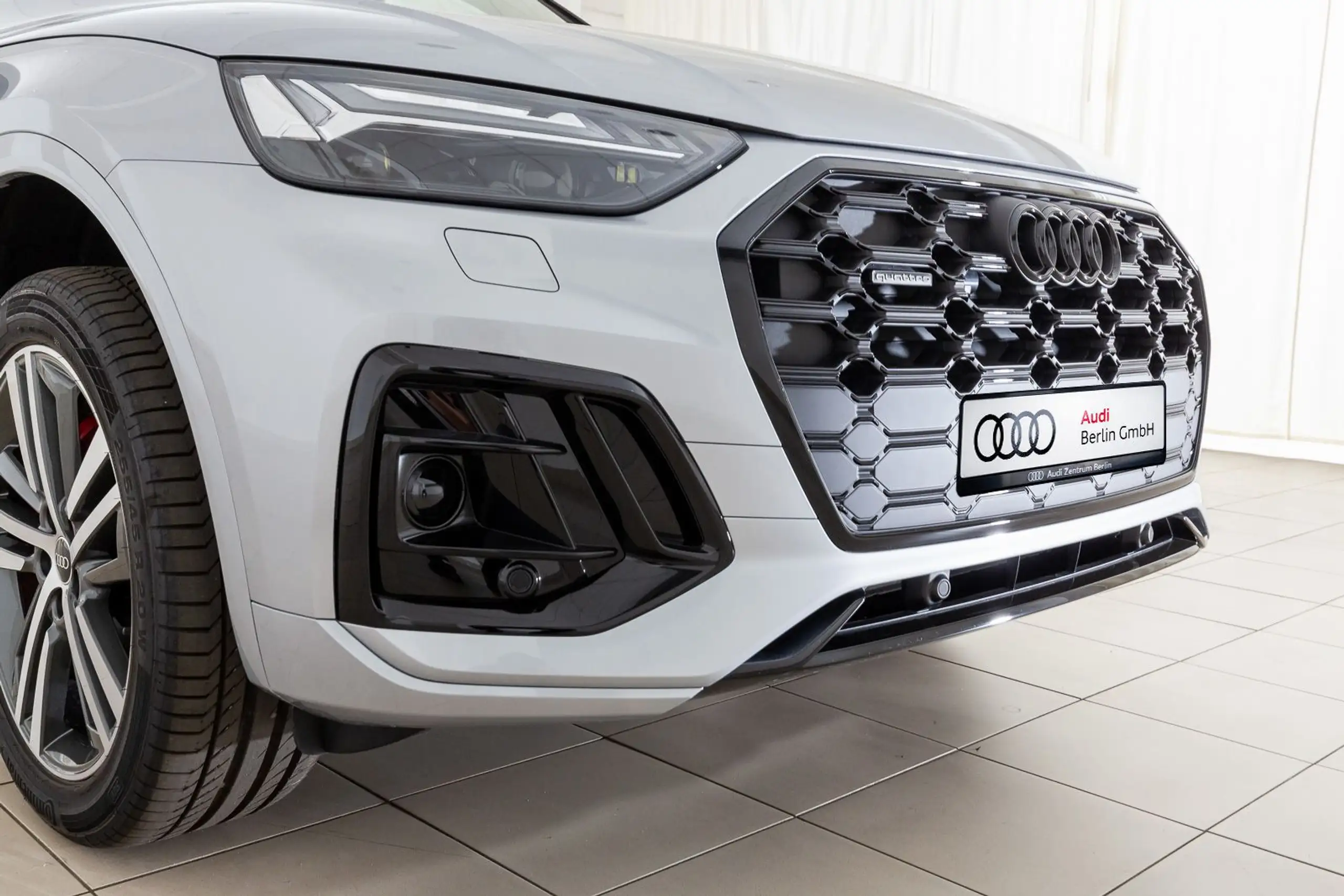 Audi - Q5