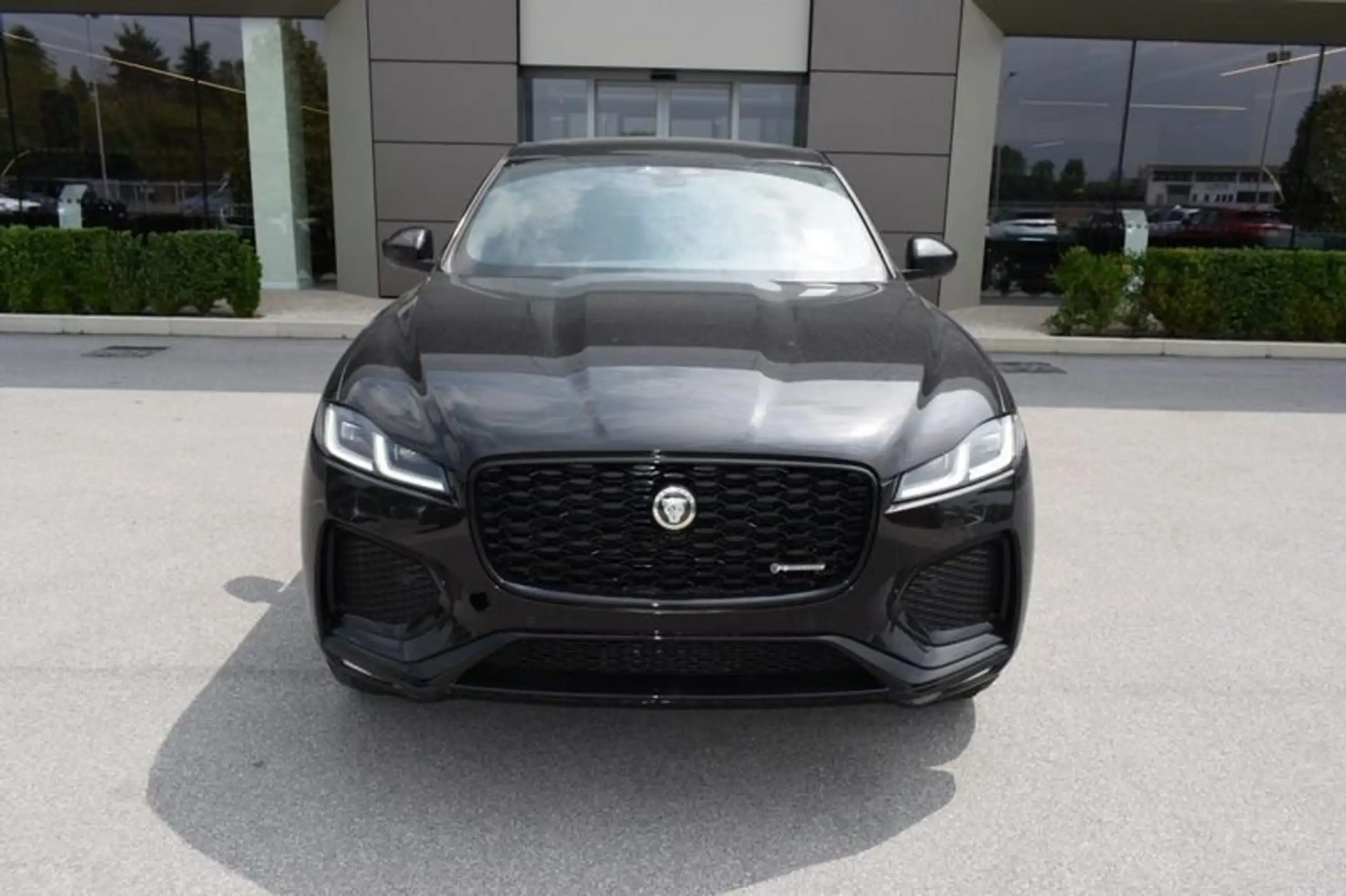 Jaguar - F-Pace