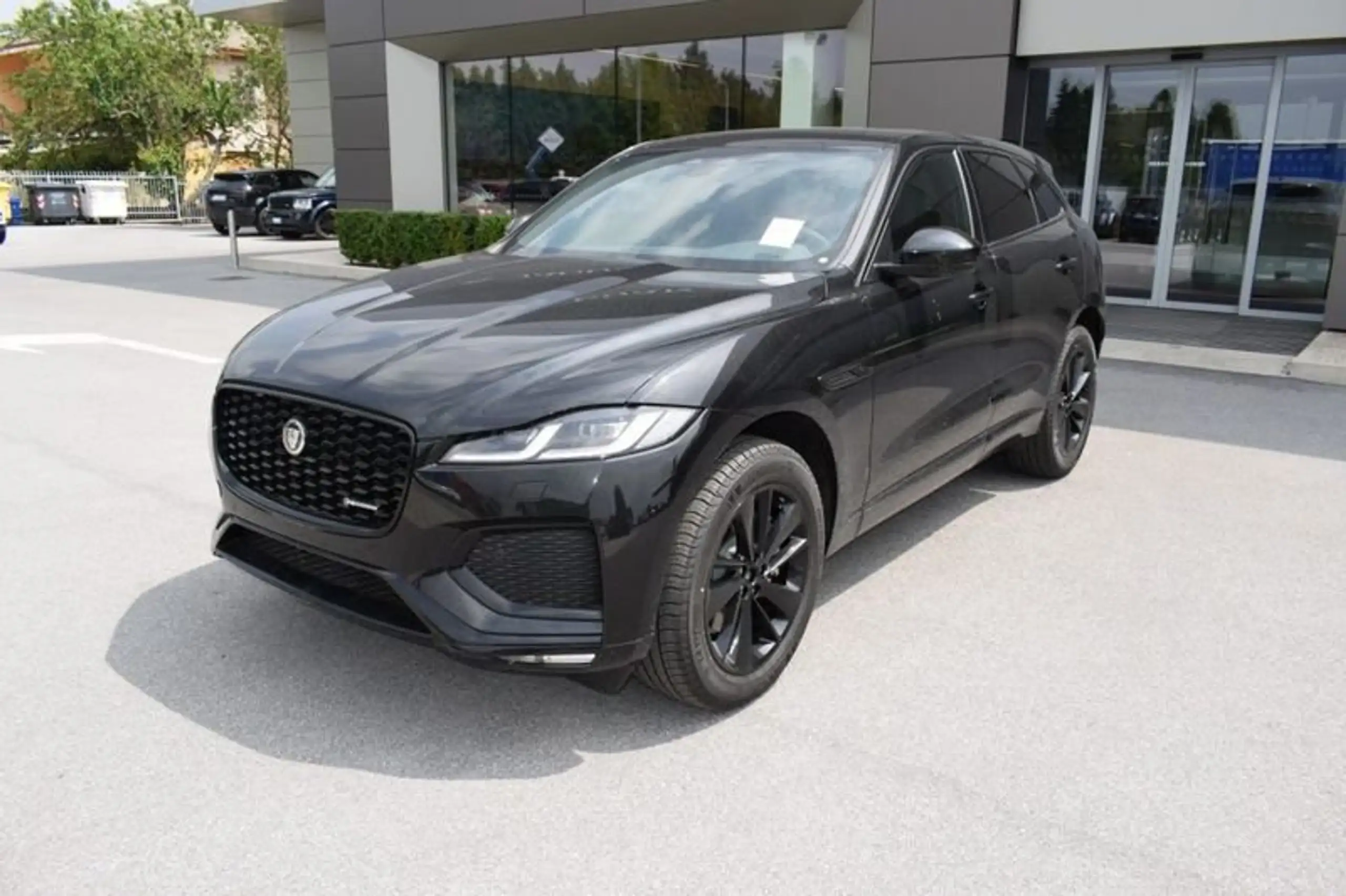 Jaguar - F-Pace