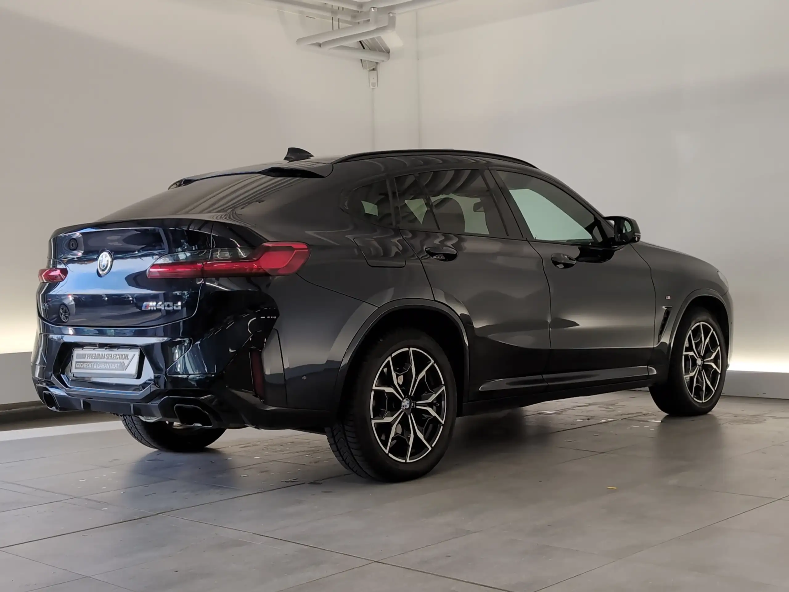 BMW - X4 M