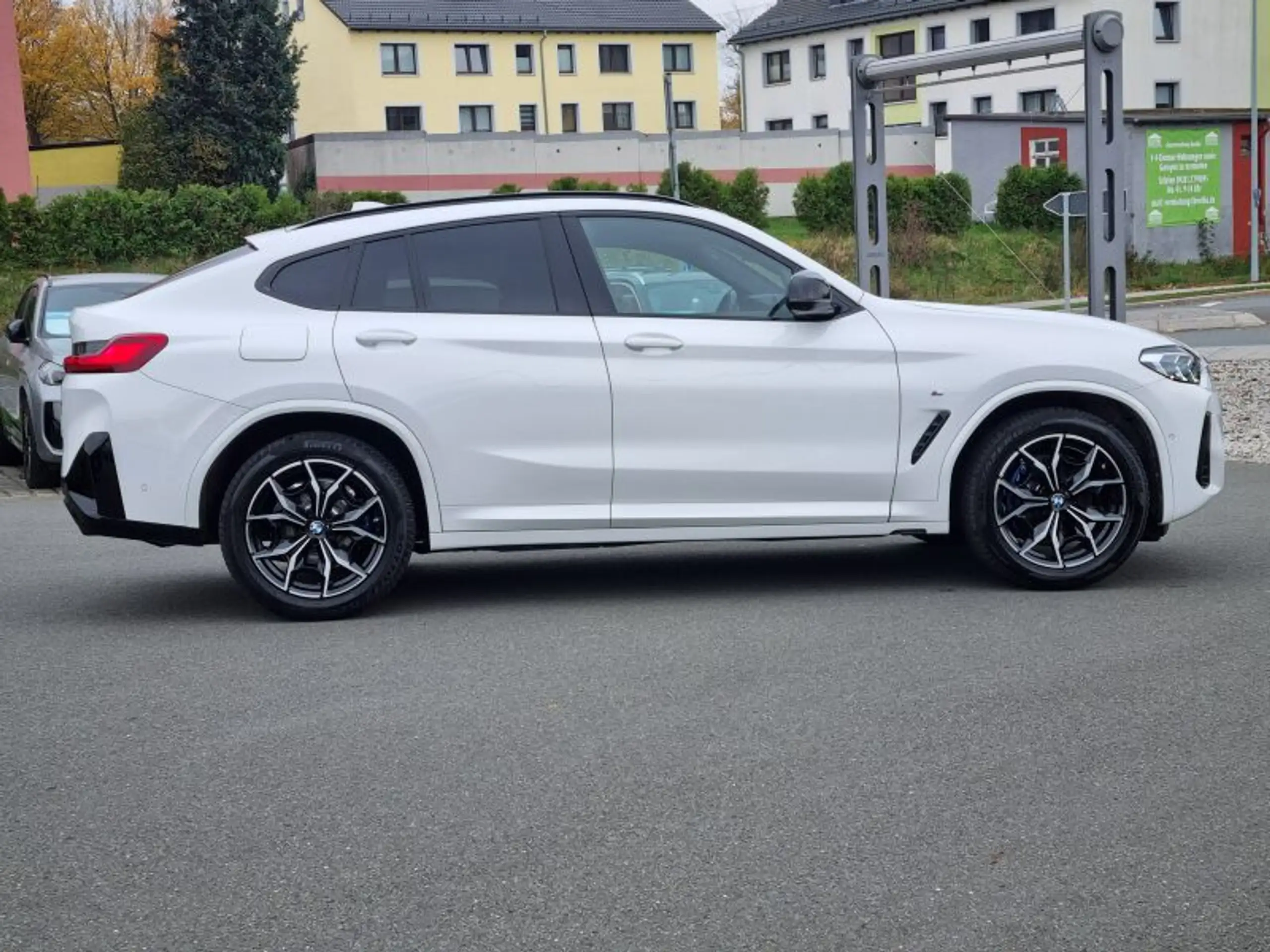 BMW - X4 M