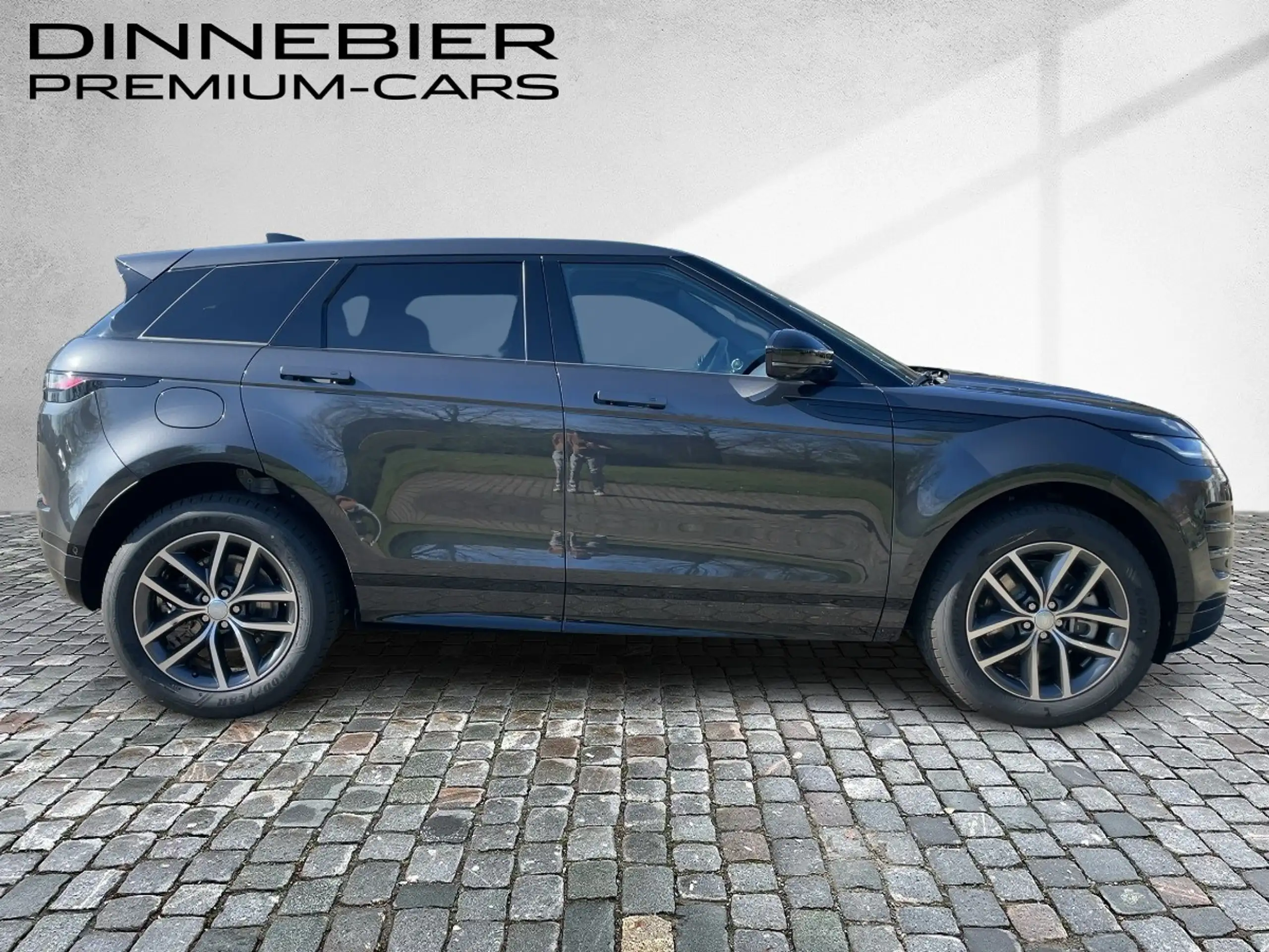 Land Rover - Range Rover Evoque