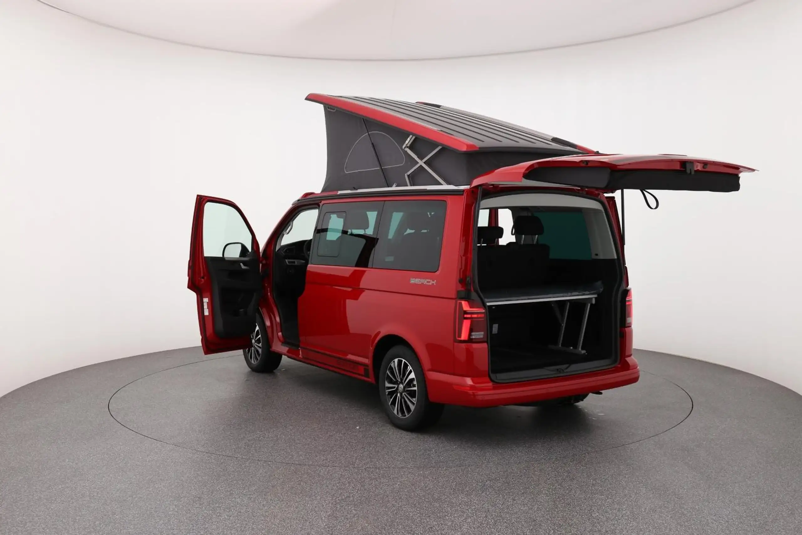 Volkswagen - T6.1 California