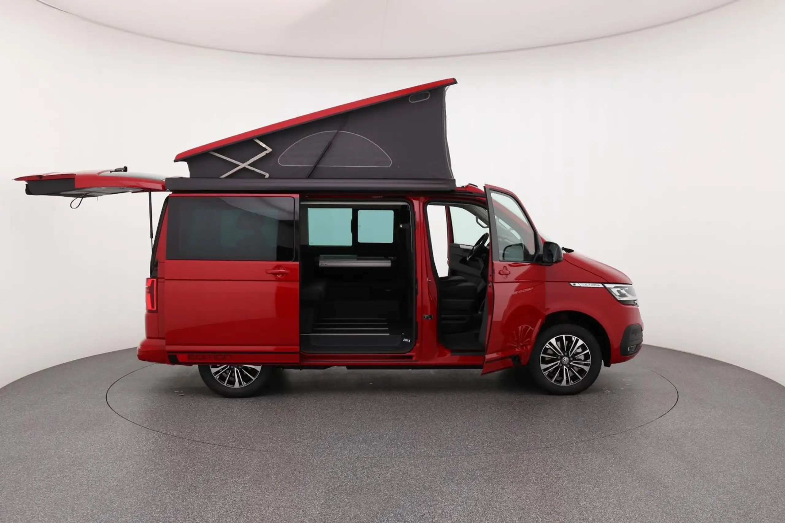 Volkswagen - T6.1 California